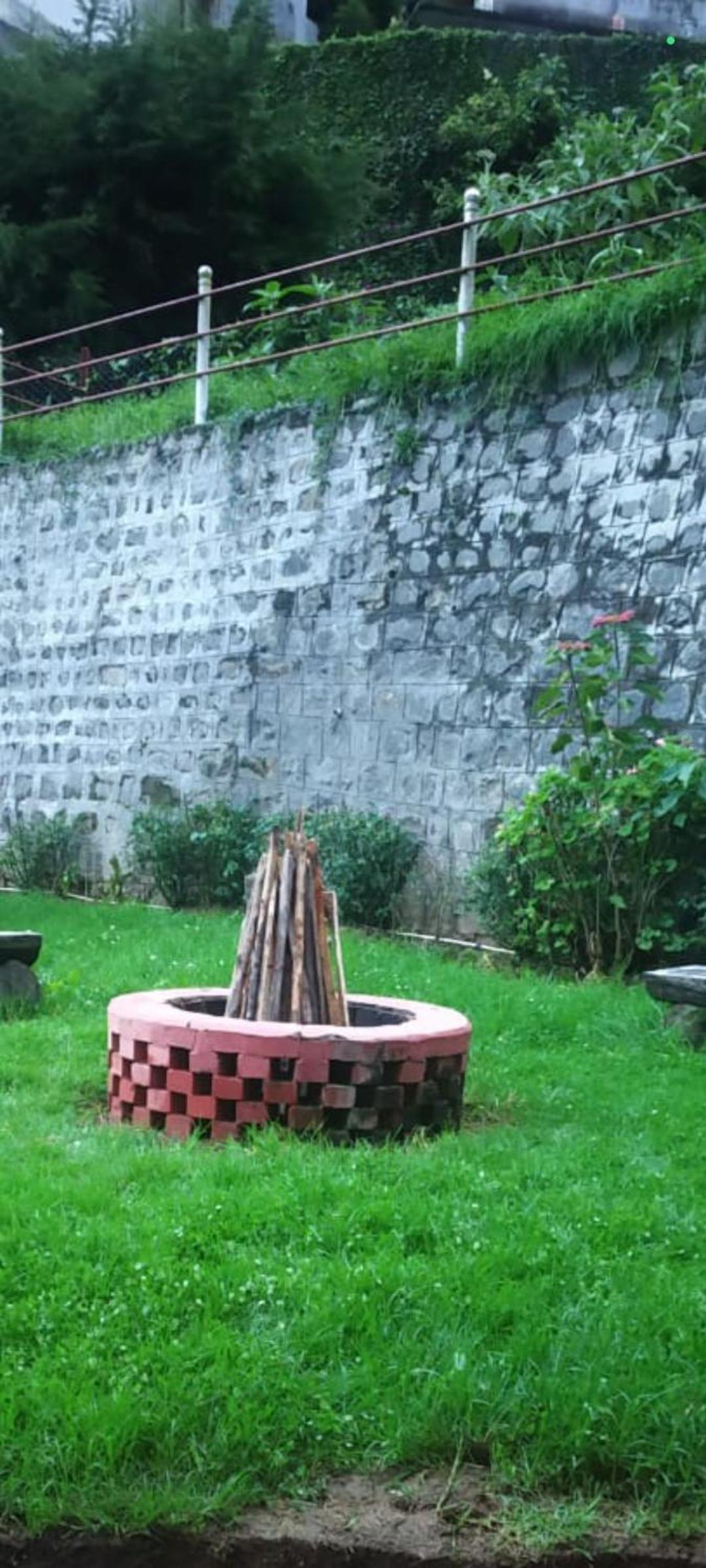 West Burry cottage haritage banglow Ooty view 4