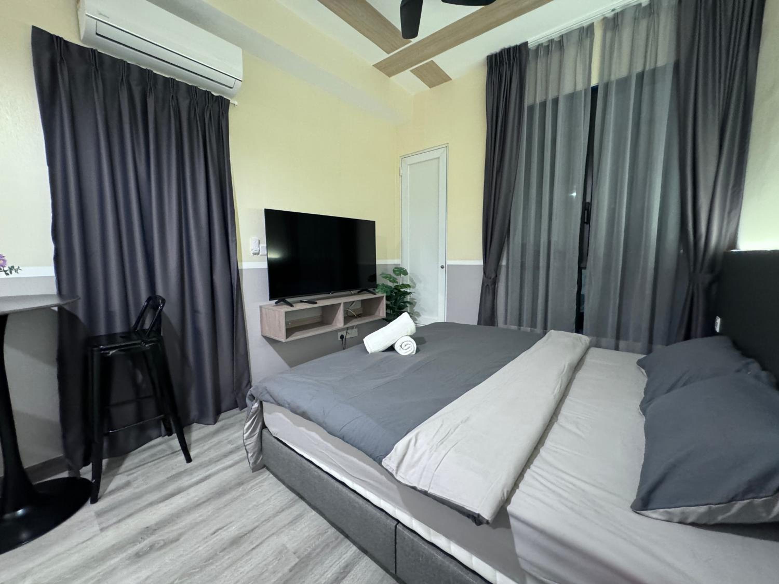 Cubic Botanical Suite Mid Valley by HomeTaric