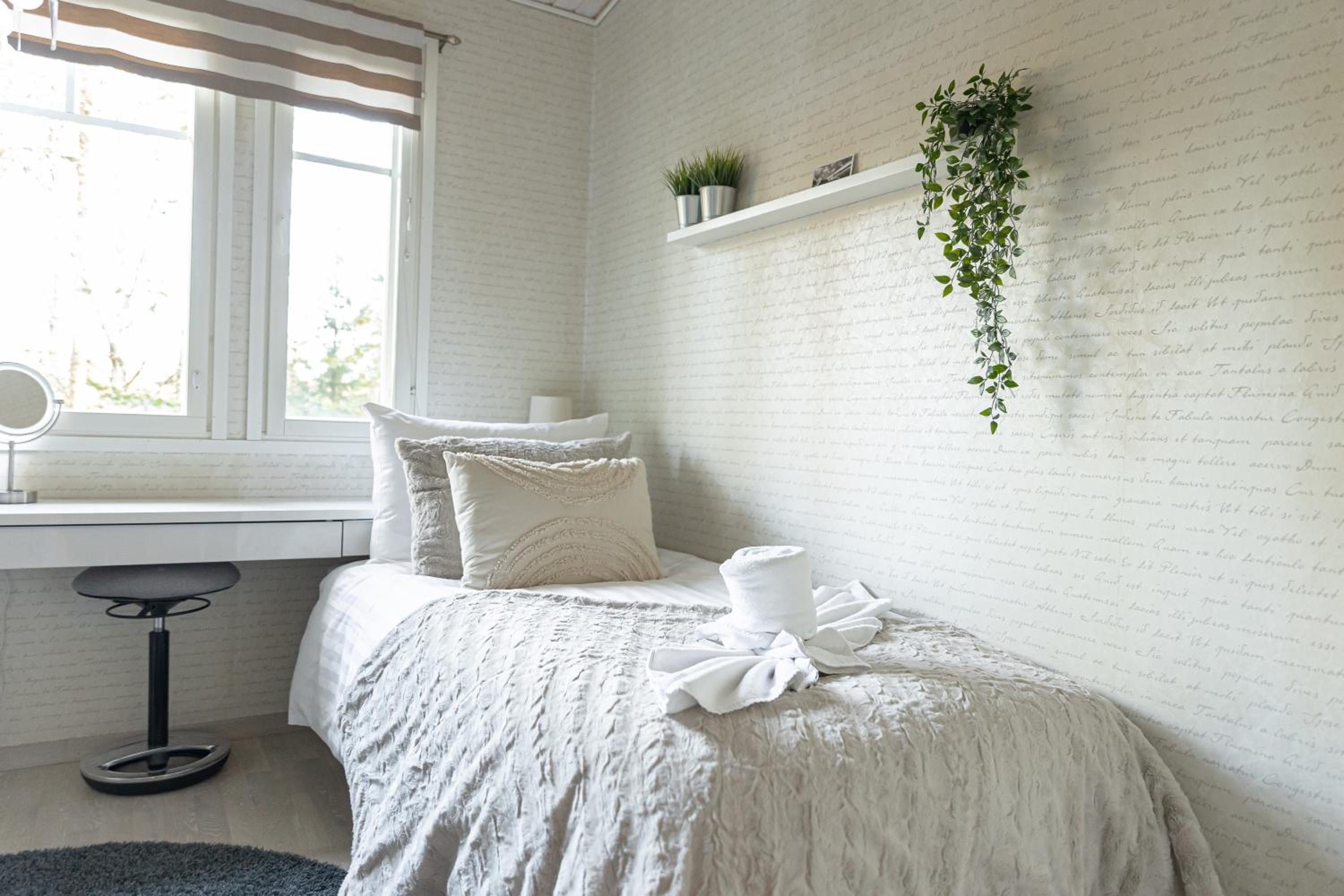 Villa Aurora Sinettä by BookLapland