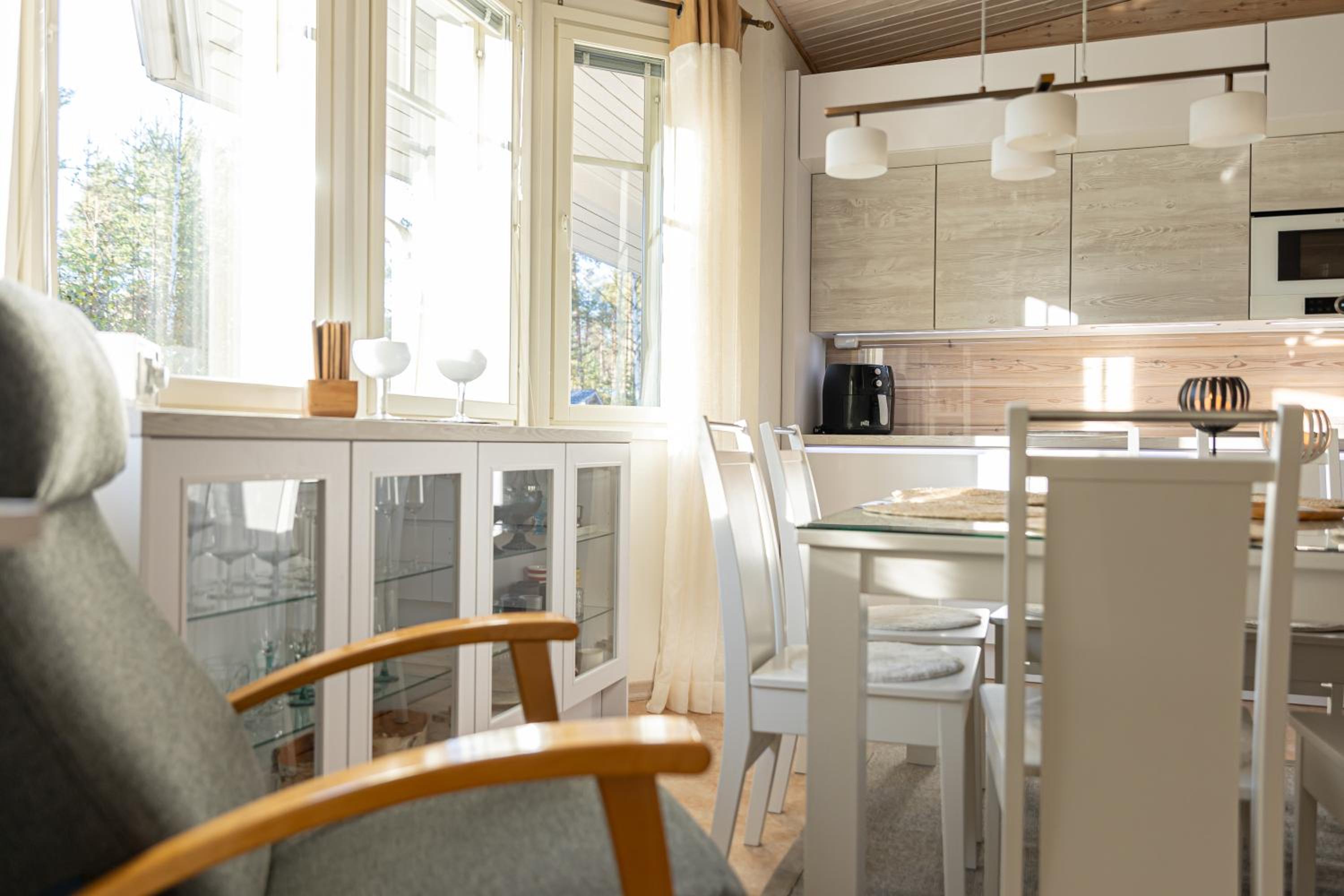 Villa Aurora Sinettä by BookLapland