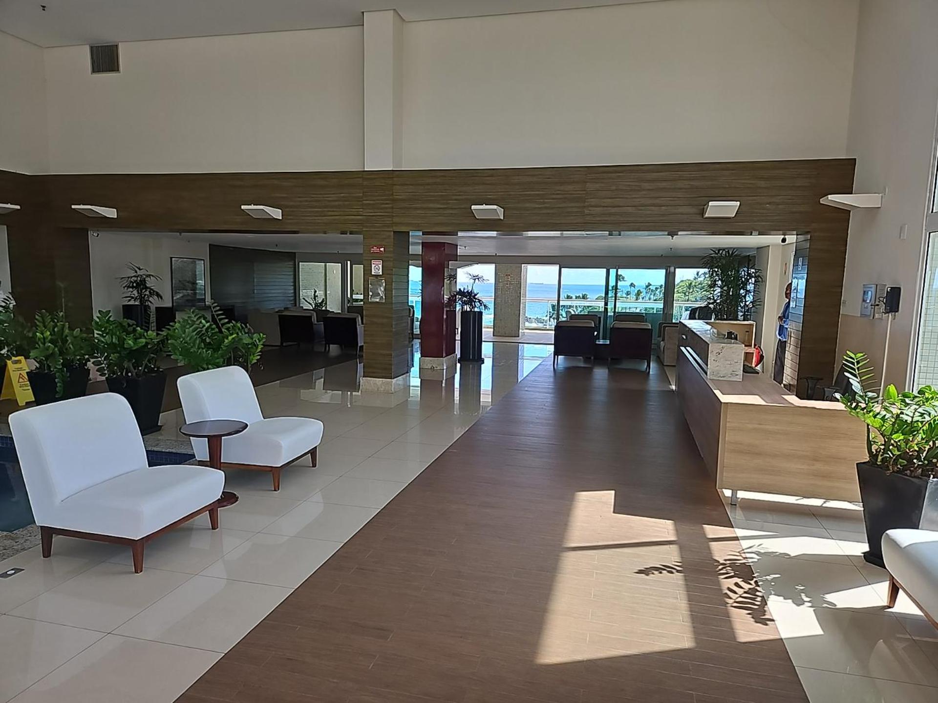 Ap70 m2 condomínio luxo Costa Espanha- Salvador- pré Carnaval -Réveillon em praia exclusiva- Vista Mar