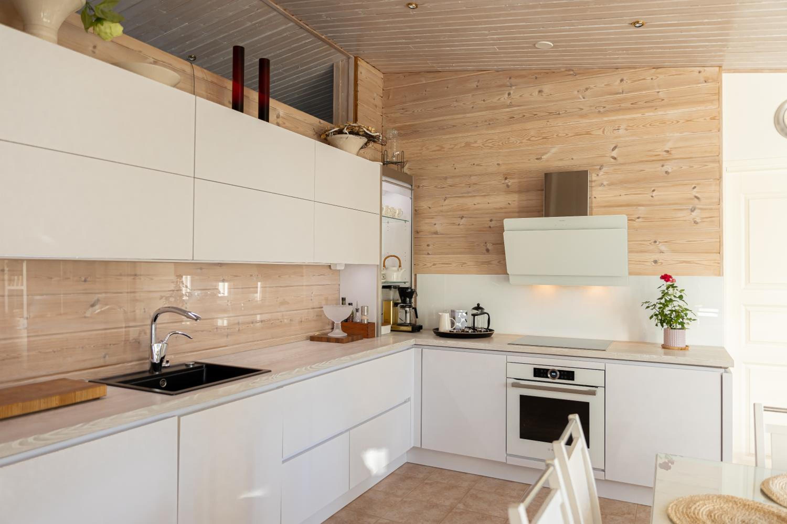 Villa Aurora Sinettä by BookLapland