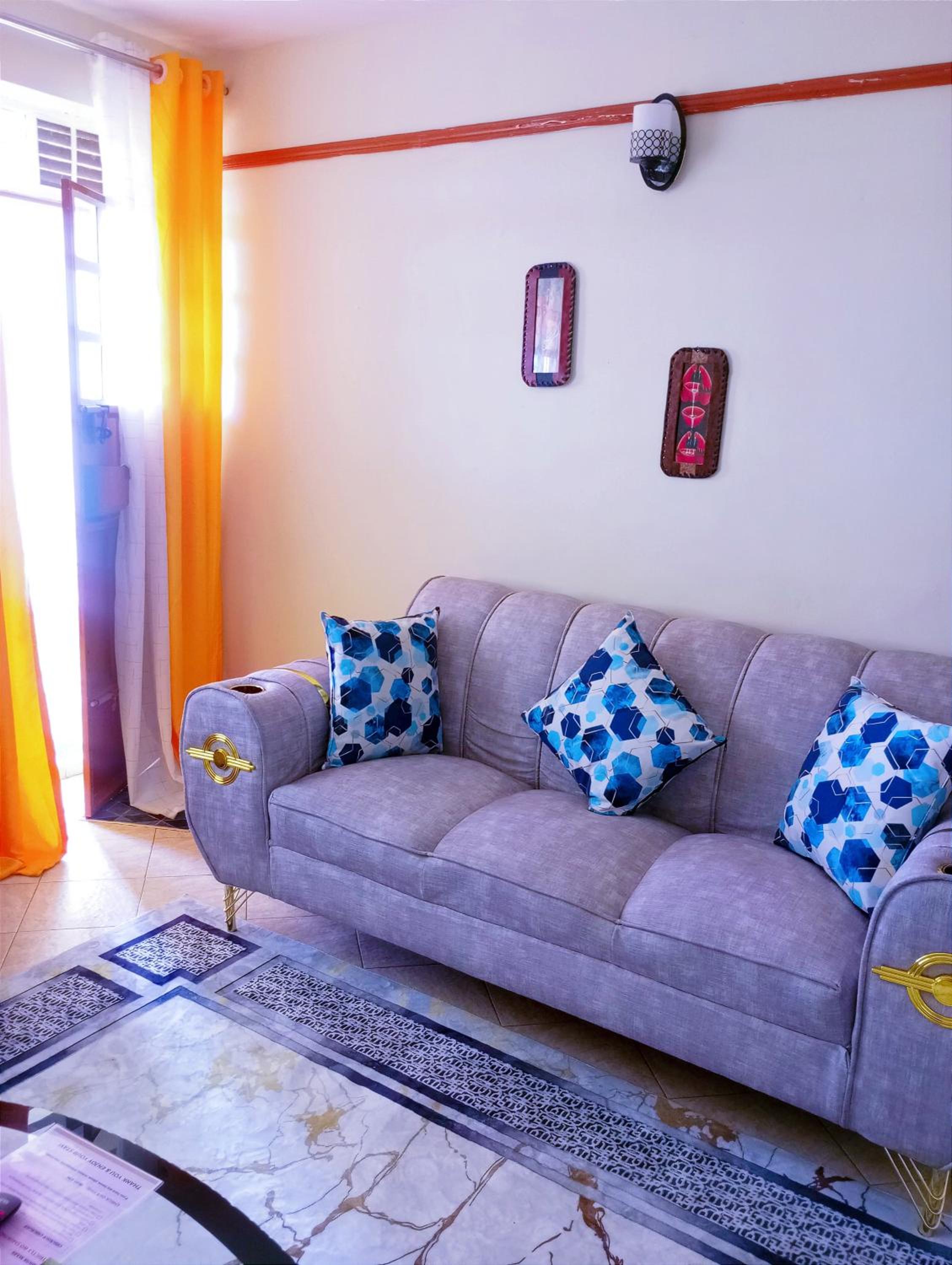 Dreamy Lakeview Haven - 2br Apartment - Naka view 2