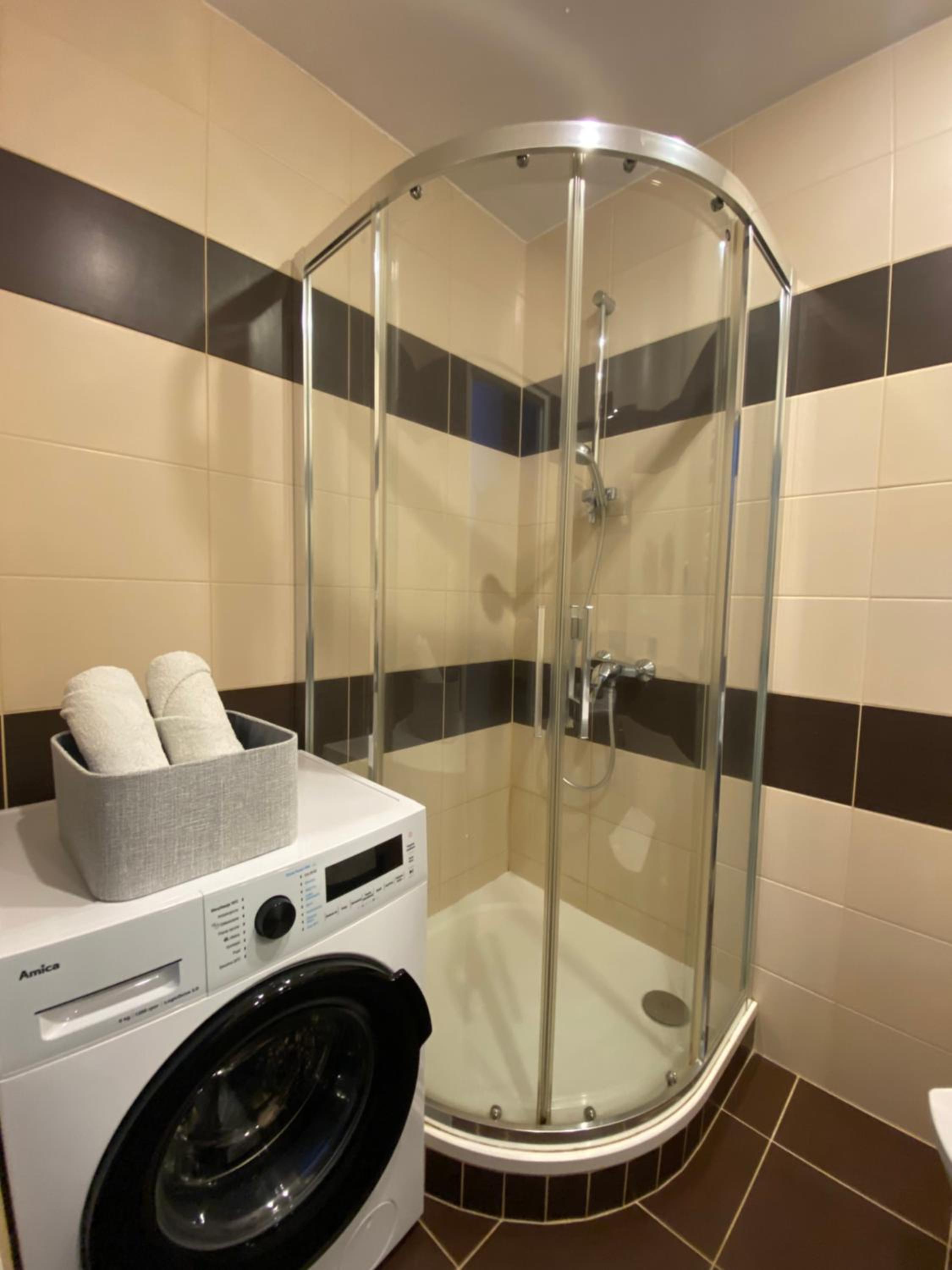 Apartament przy Parku Czartoryskich - Faktury VAT - parking, photo 8