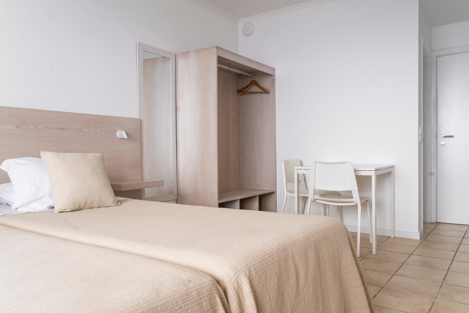 Casa das Proteas en São Jorge — hotel room