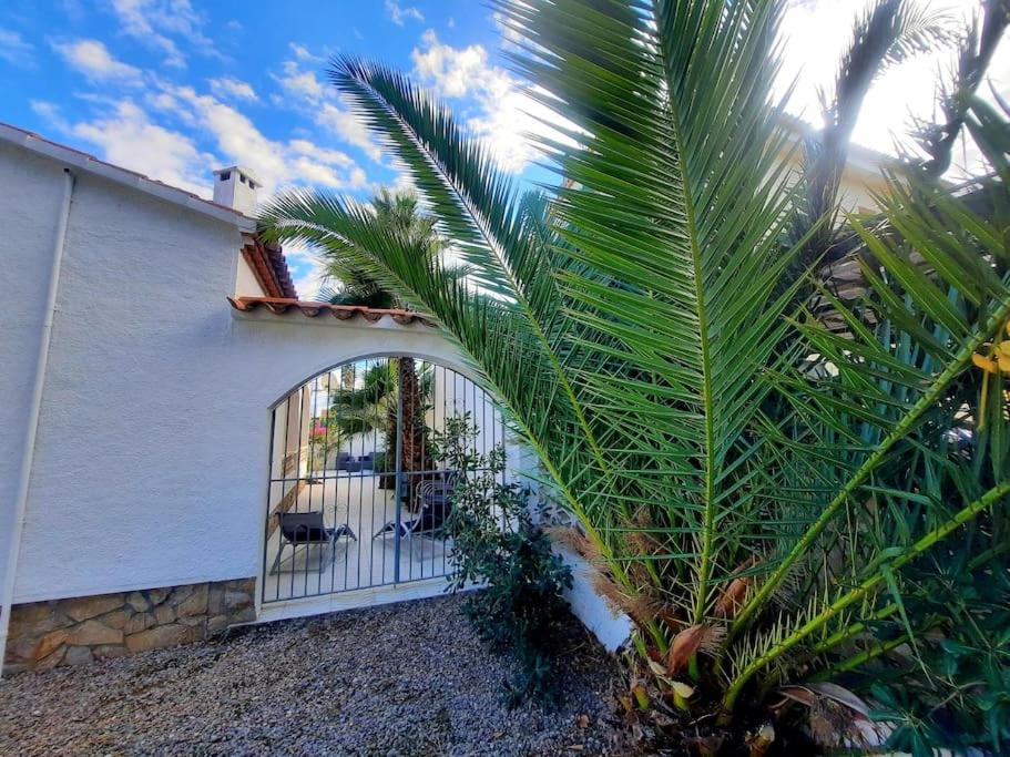 Empuriabrava maison cosy 6 voyageurs piscine