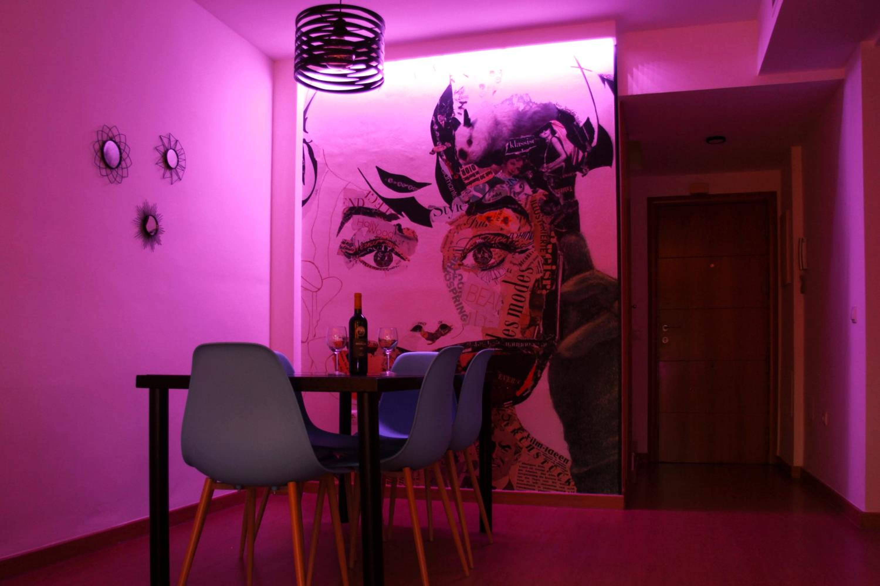 Tiffanys Penthouse 2BDR