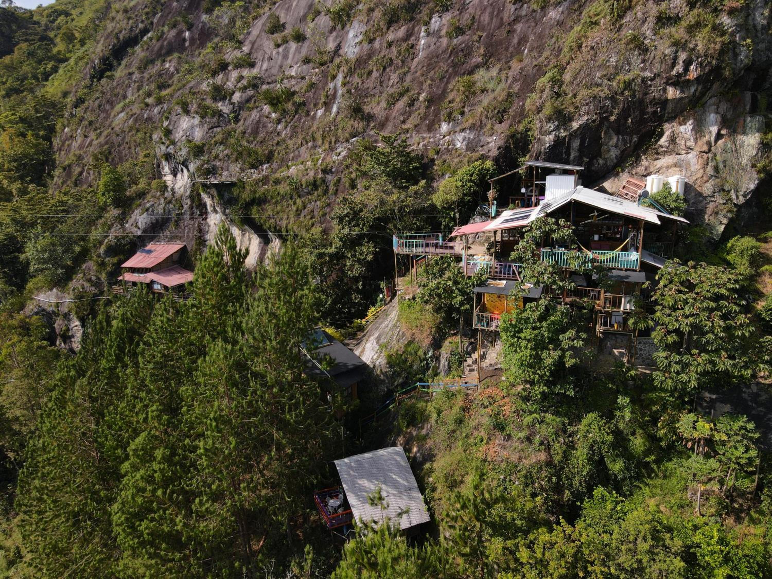 LA CASA EN EL AIRE - Abejorral