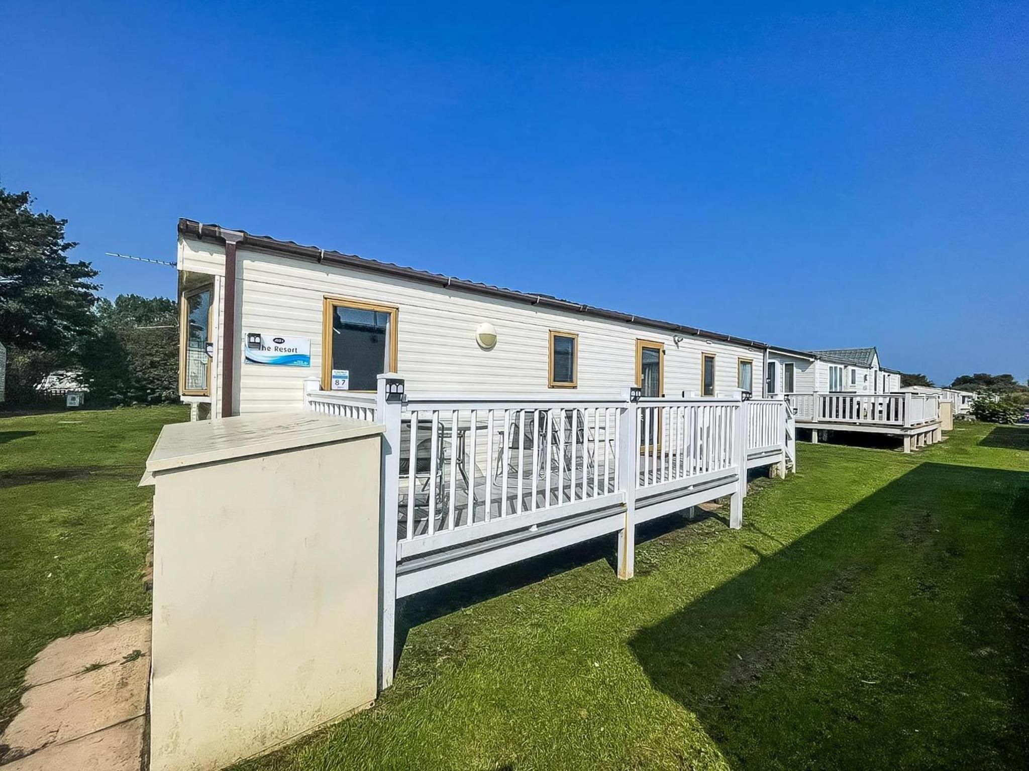 8 Berth Caravan With Decking At Sunnydale In Lincolnshire Ref 35087S view 3