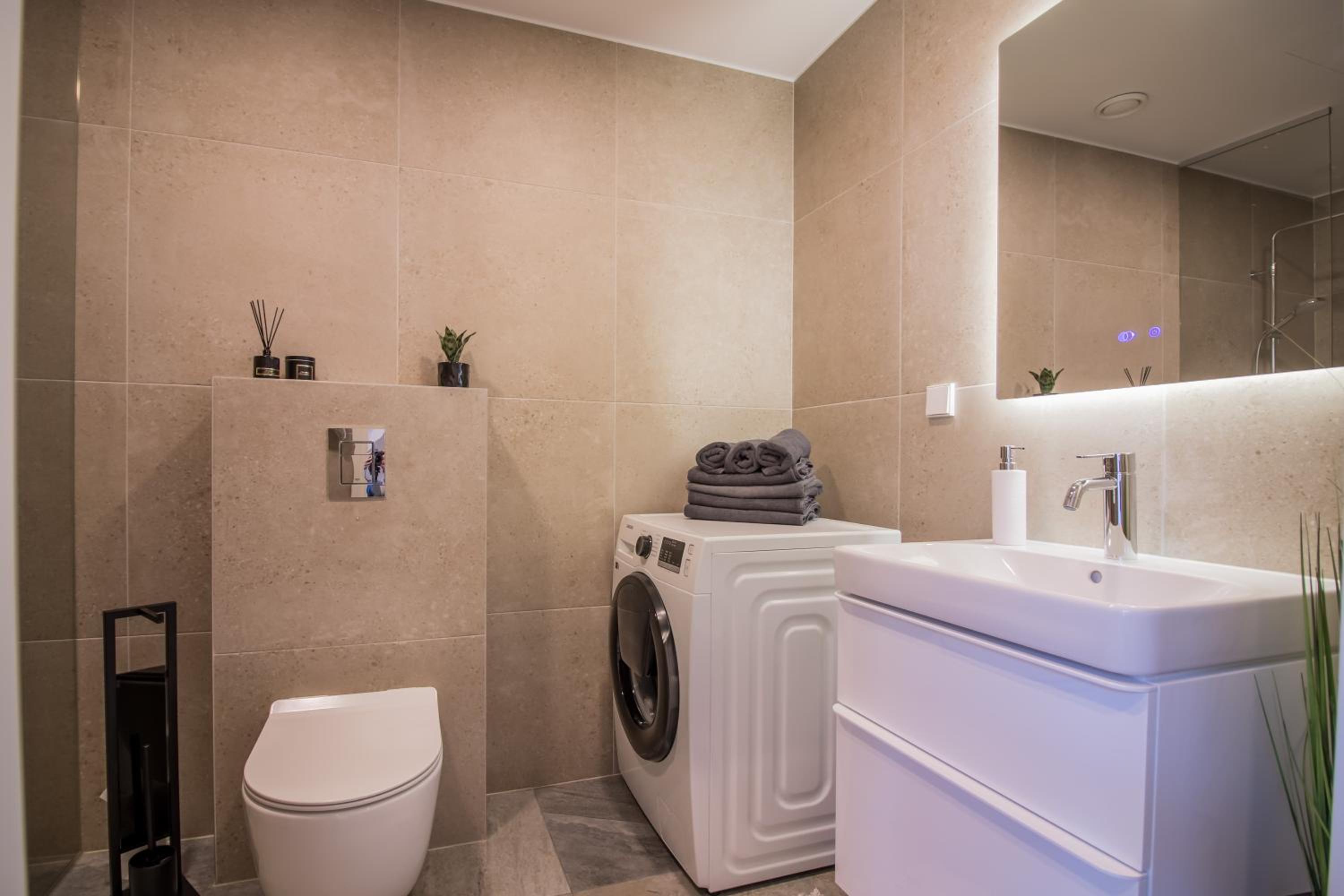 Lai Residence Apartment 1 view 4
