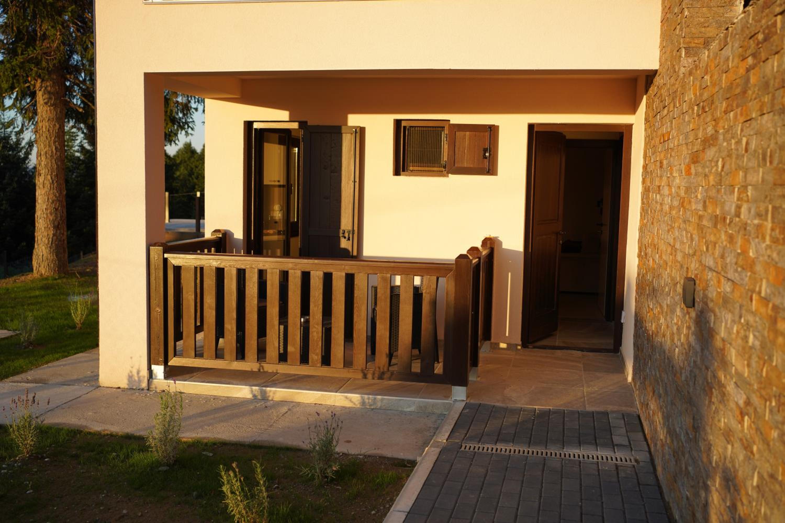 Star Hill Apartments