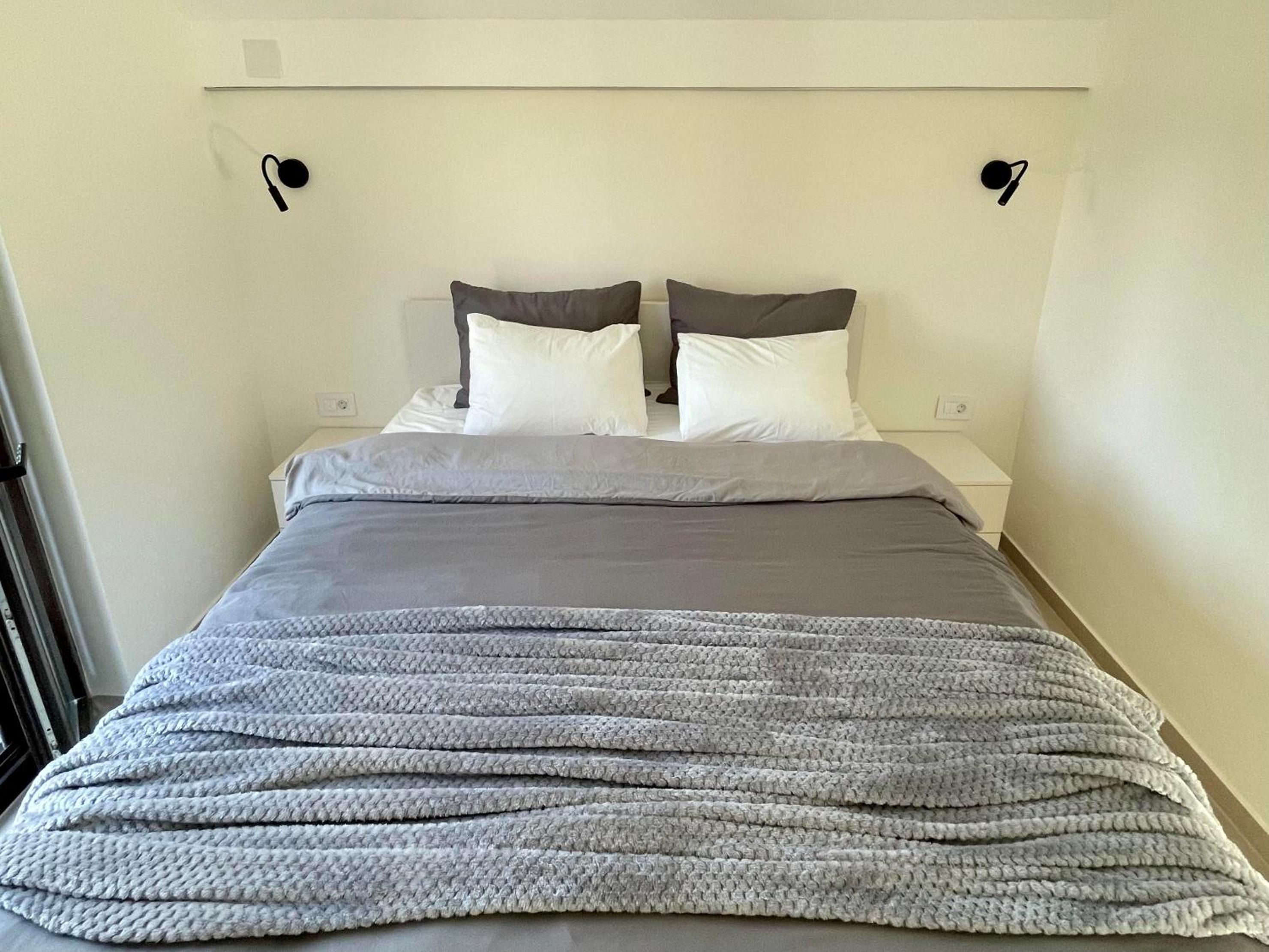 Star Hill Apartments
