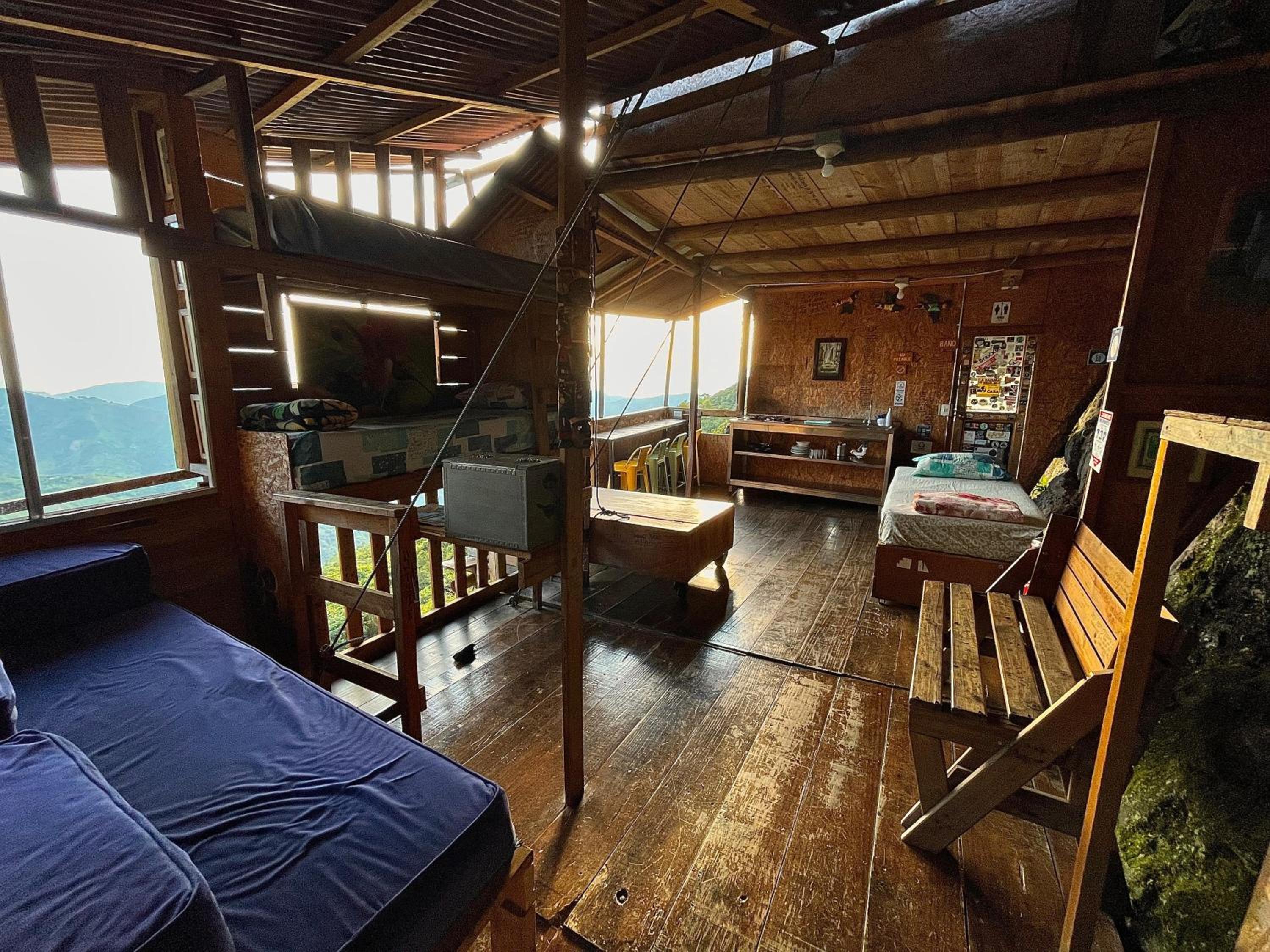 LA CASA EN EL AIRE - Abejorral