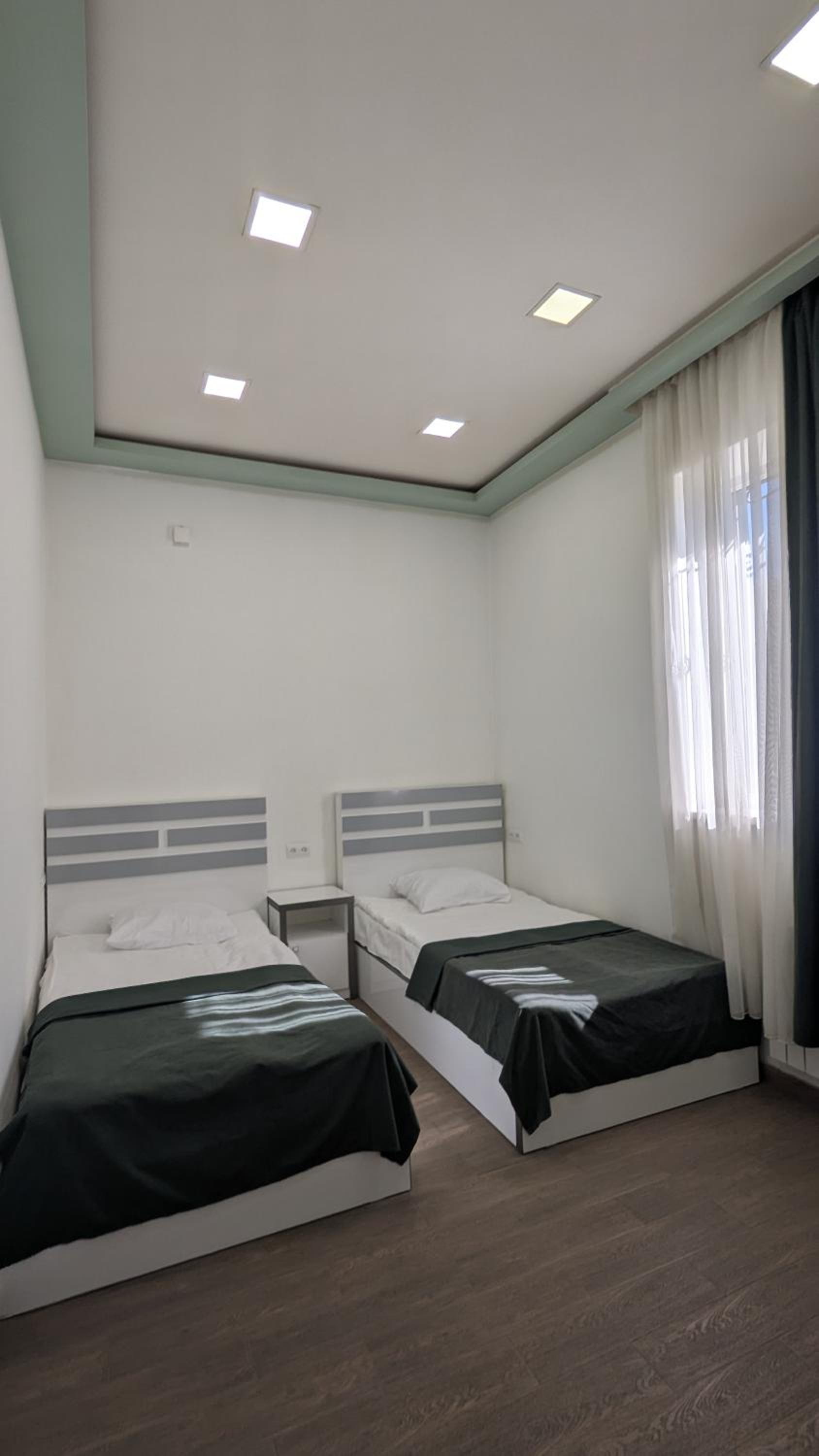 City Center Family House, 3 bedrooms, 5 beds