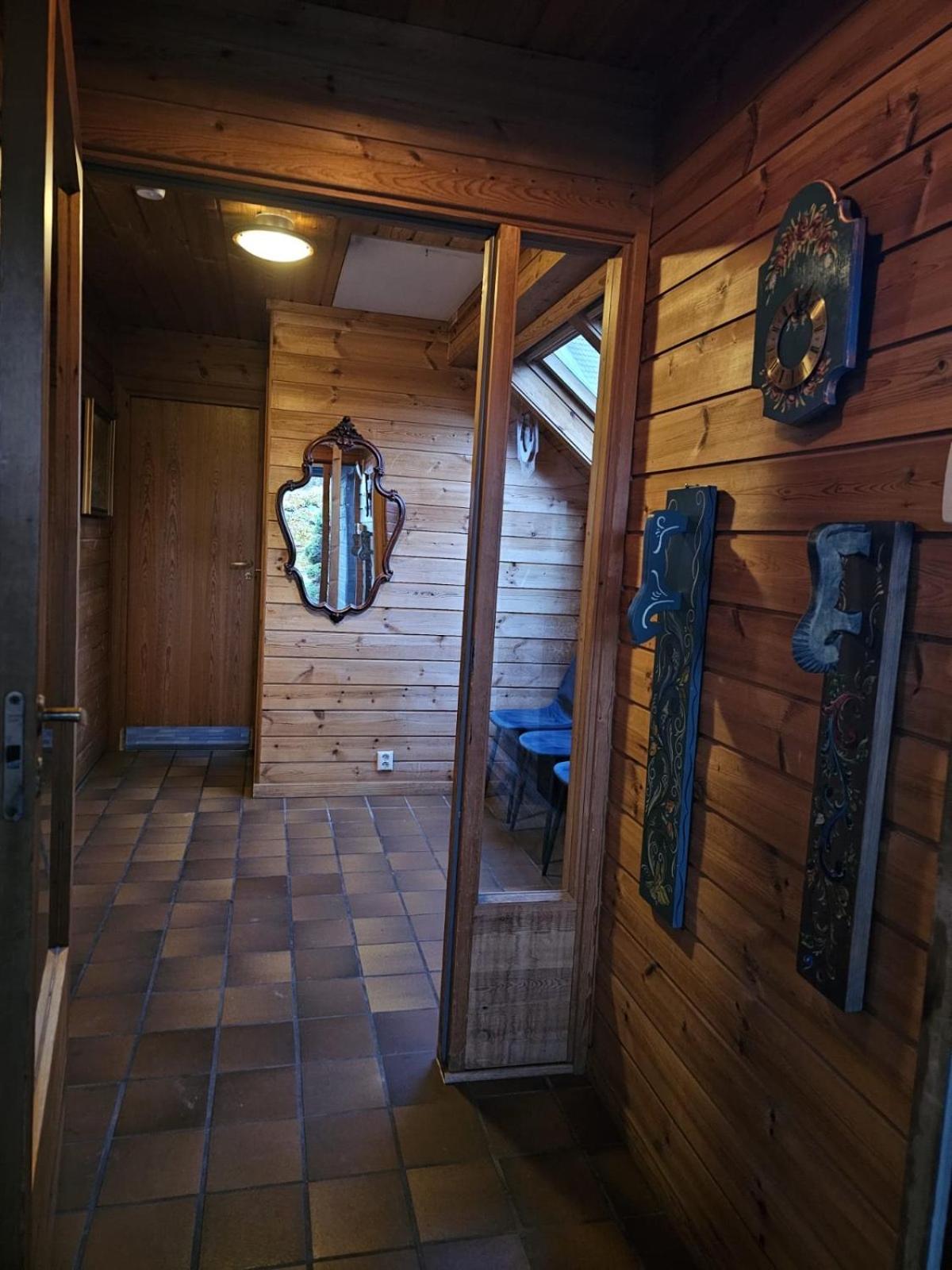 Photo 43
