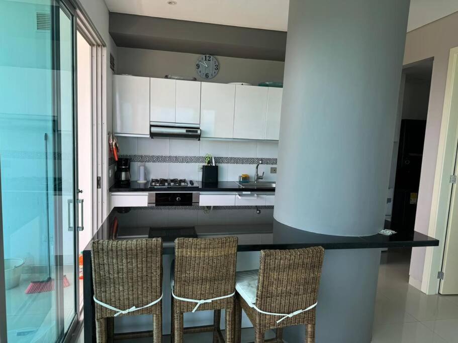 Beachfront Luxury Condo In Cartagena