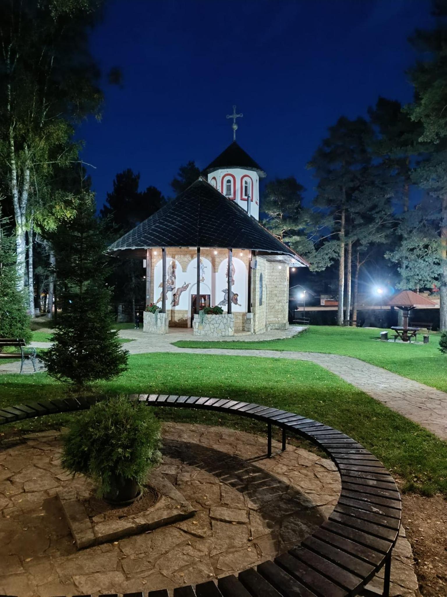 Photo 20