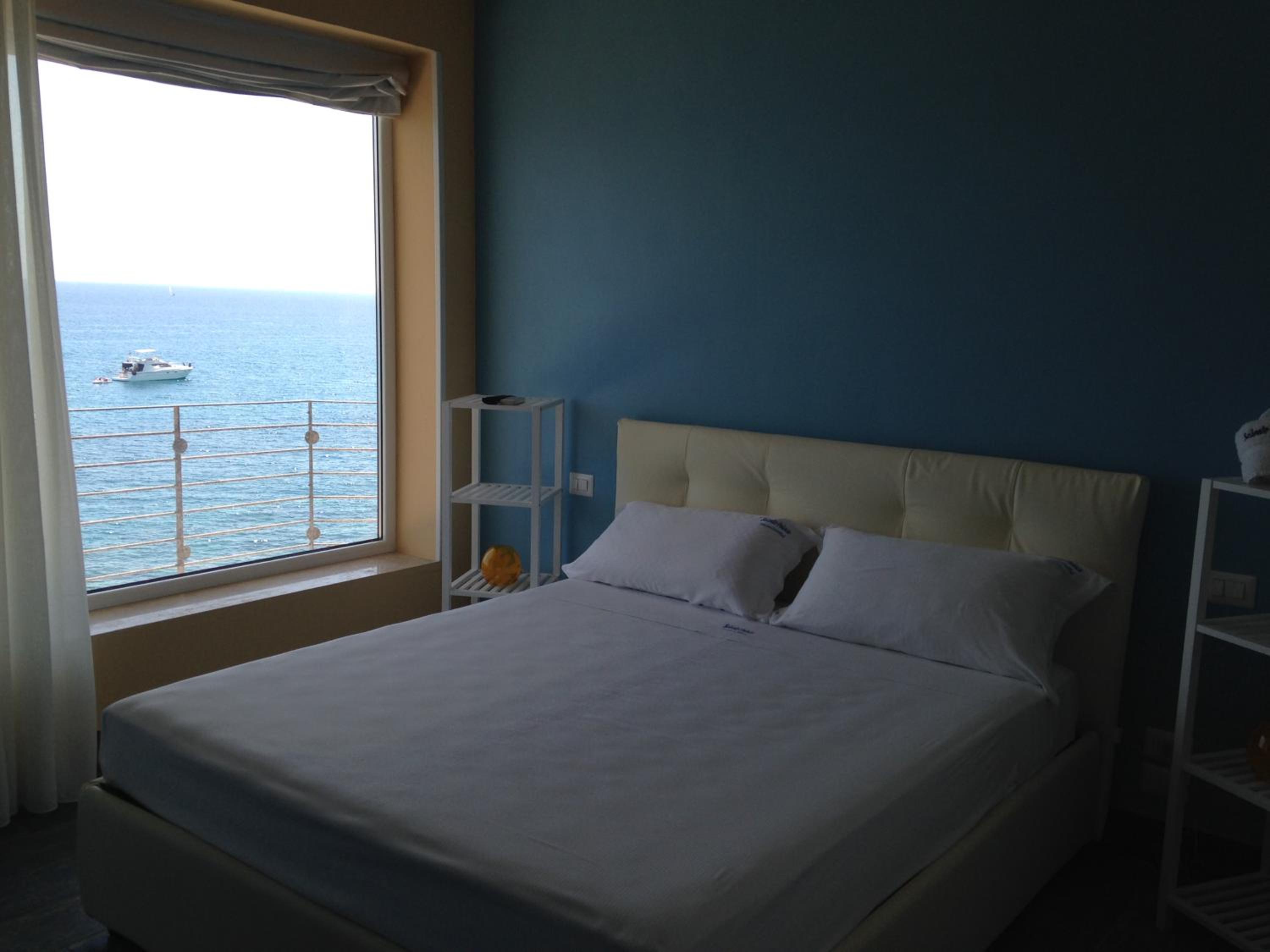 Photo 95