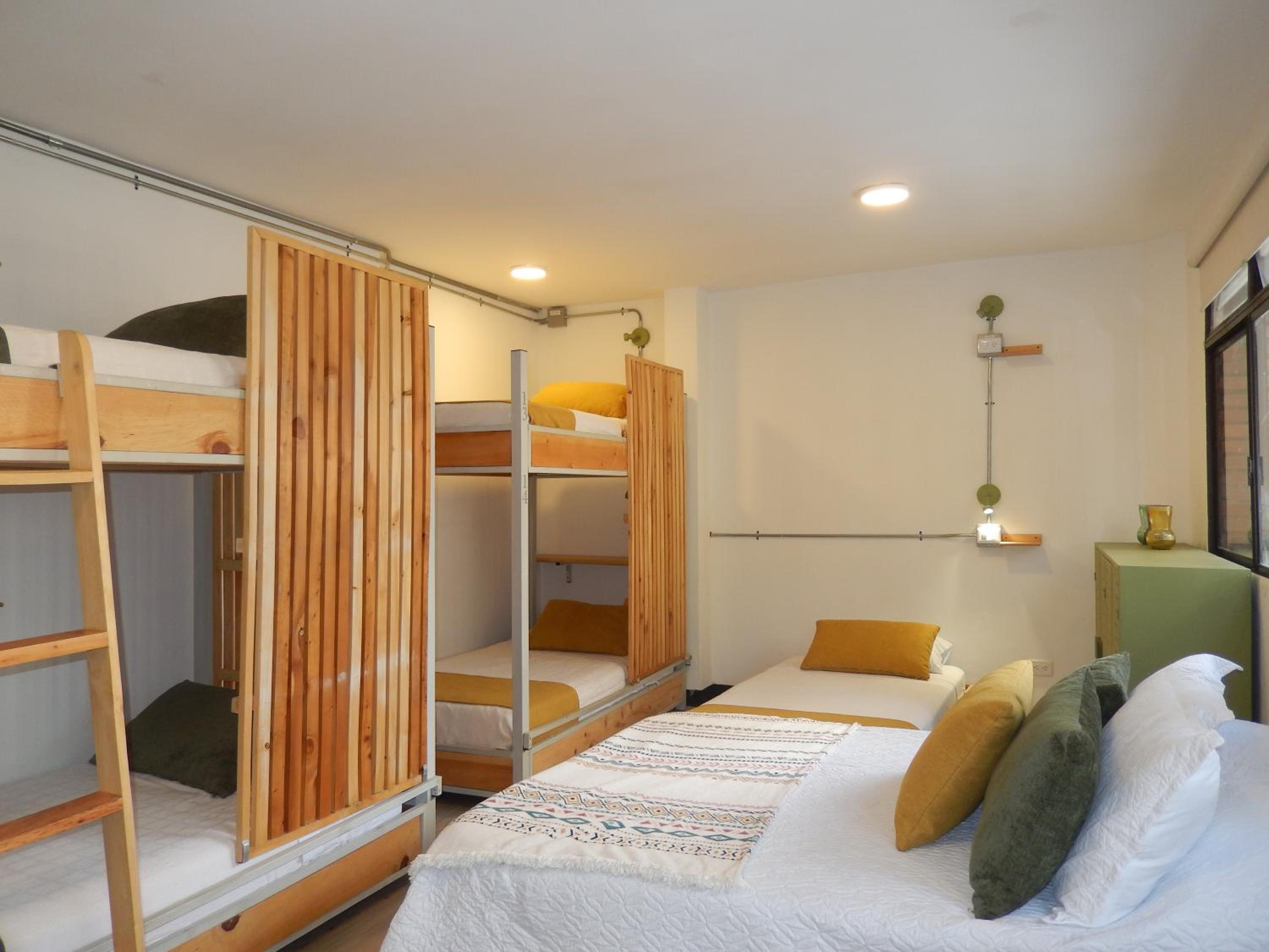 Apartments In La Seventy