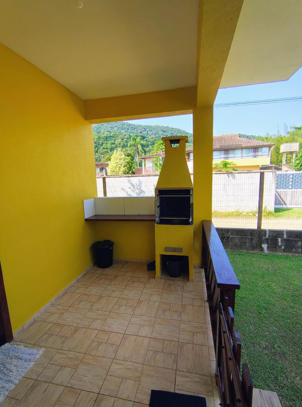 Casa na praia do estaleiro