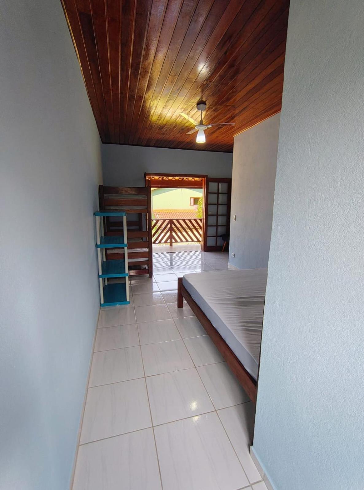 Casa na praia do estaleiro