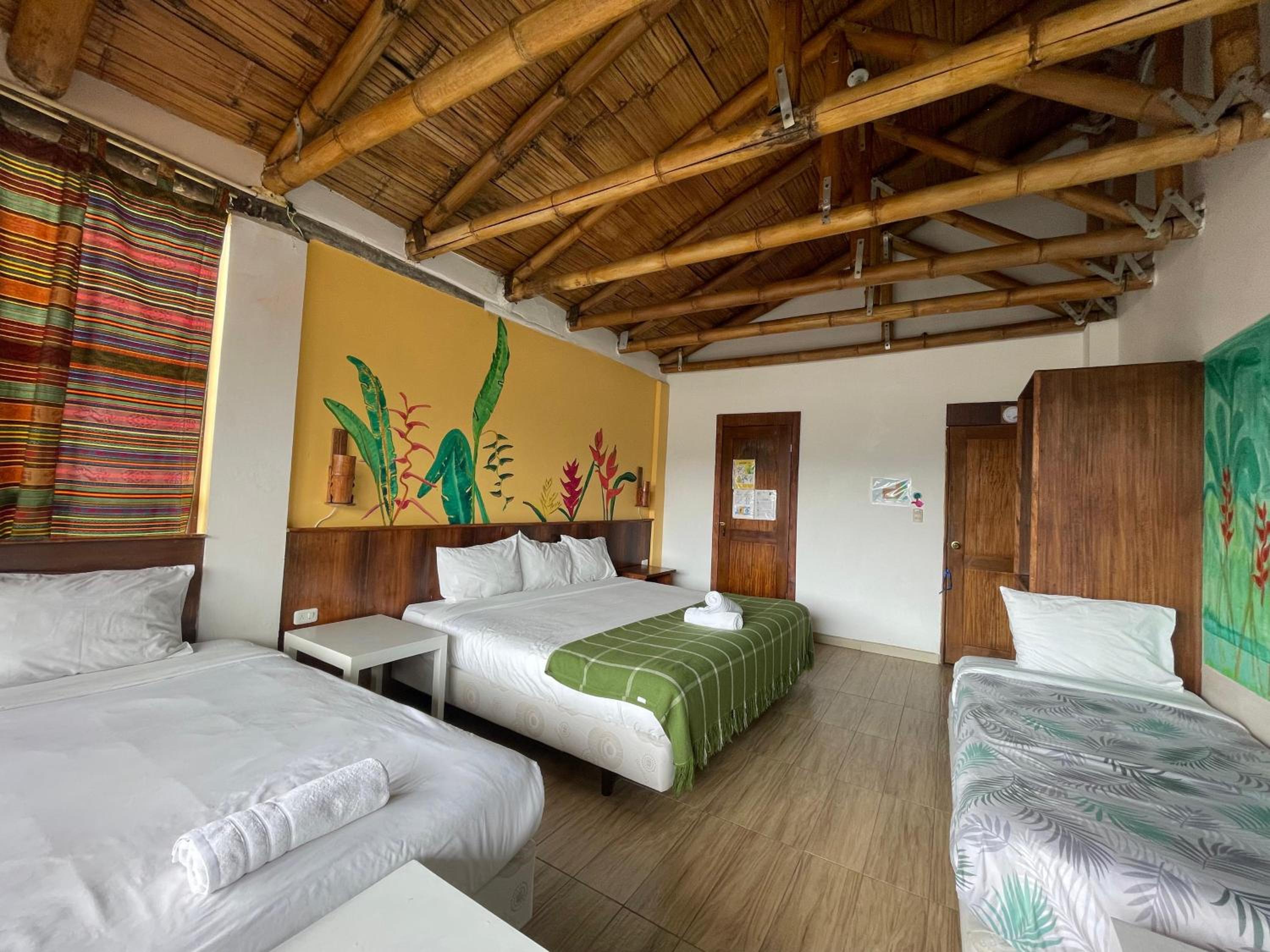 Biohostal Mindo Cloud Forest