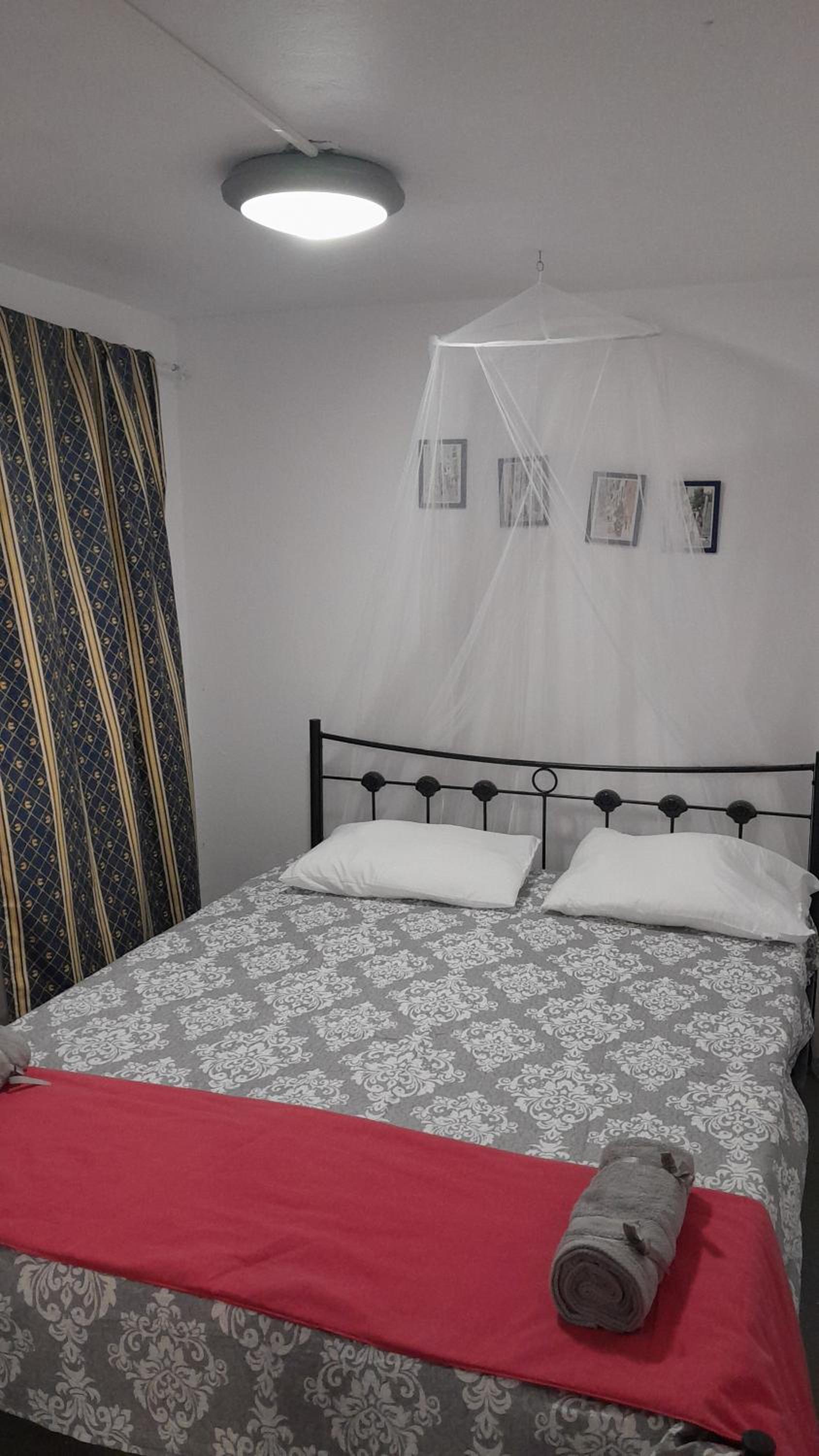 The Rabbit Hole Hostel Fira photo 2