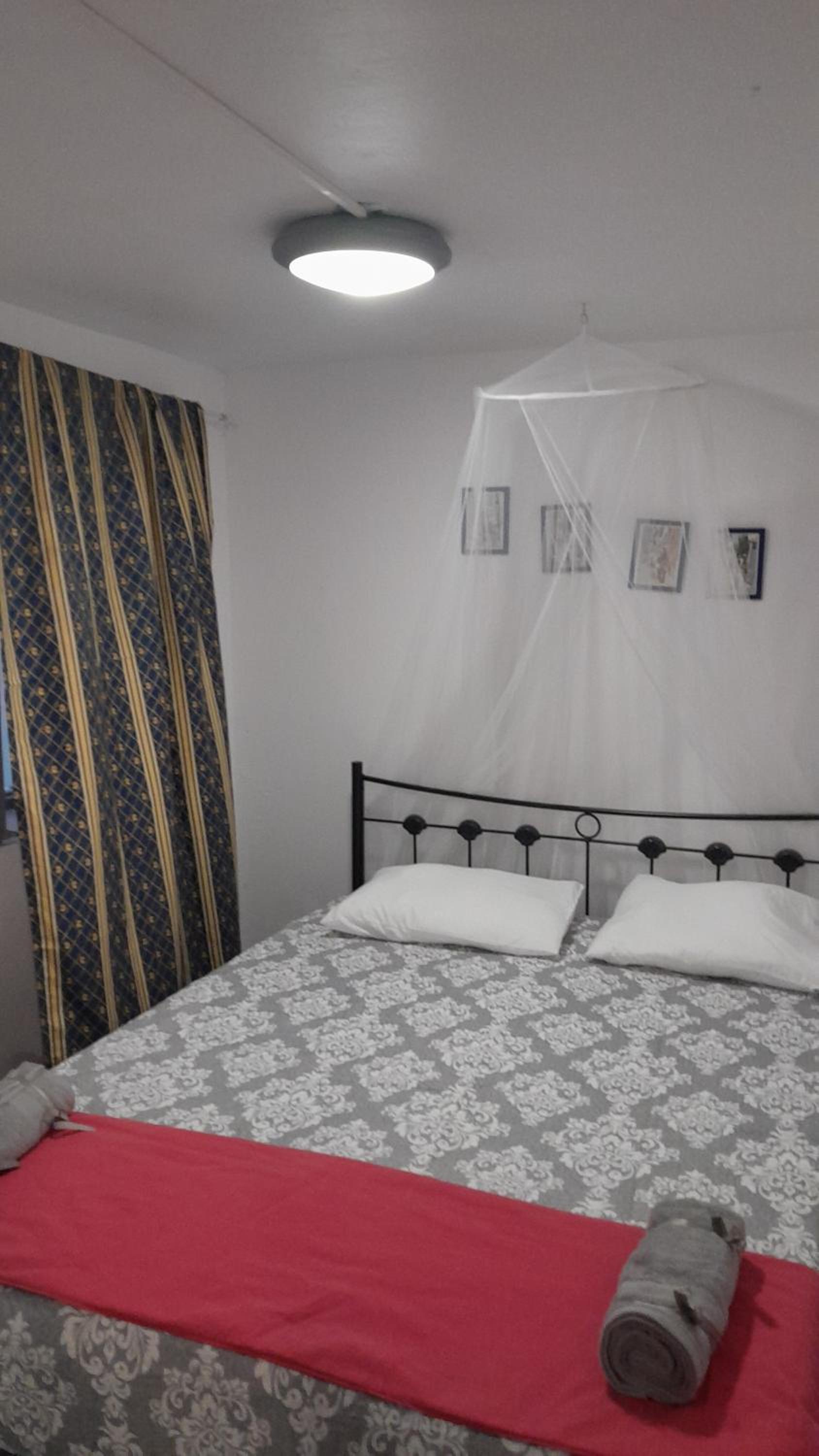 The Rabbit Hole Hostel Fira photo 4