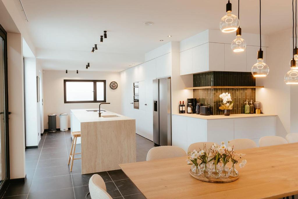 5 Star Ruime en Zonnige Vakantiewoning SVN7tien