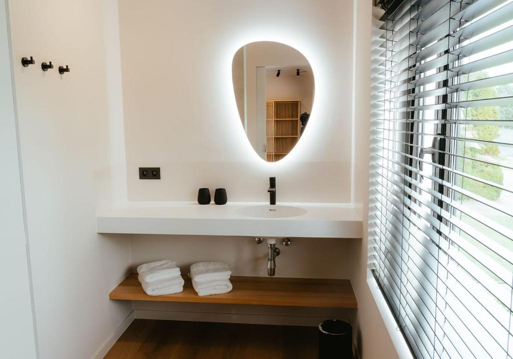 5 Star Ruime en Zonnige Vakantiewoning SVN7tien