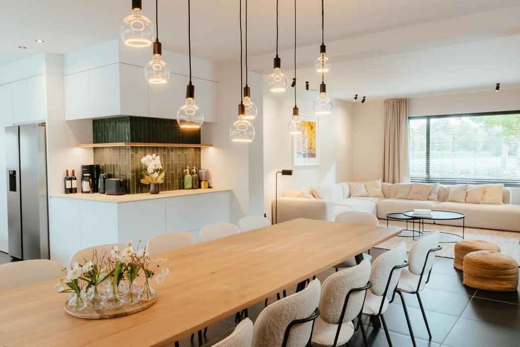 5 Star Ruime en Zonnige Vakantiewoning SVN7tien