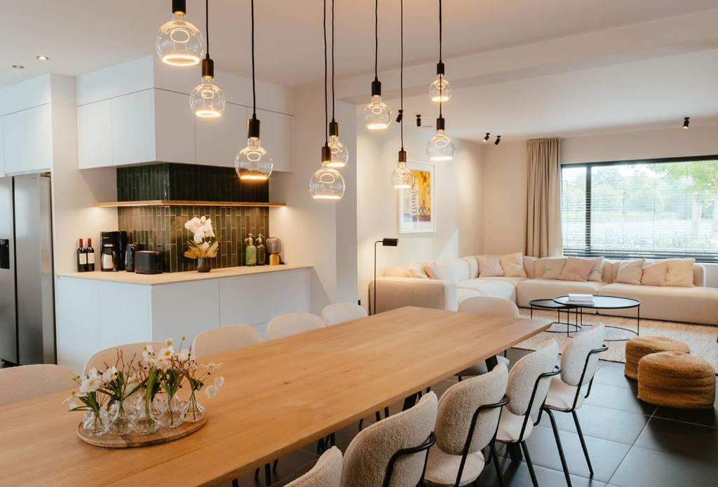 5 Star Ruime en Zonnige Vakantiewoning SVN7tien
