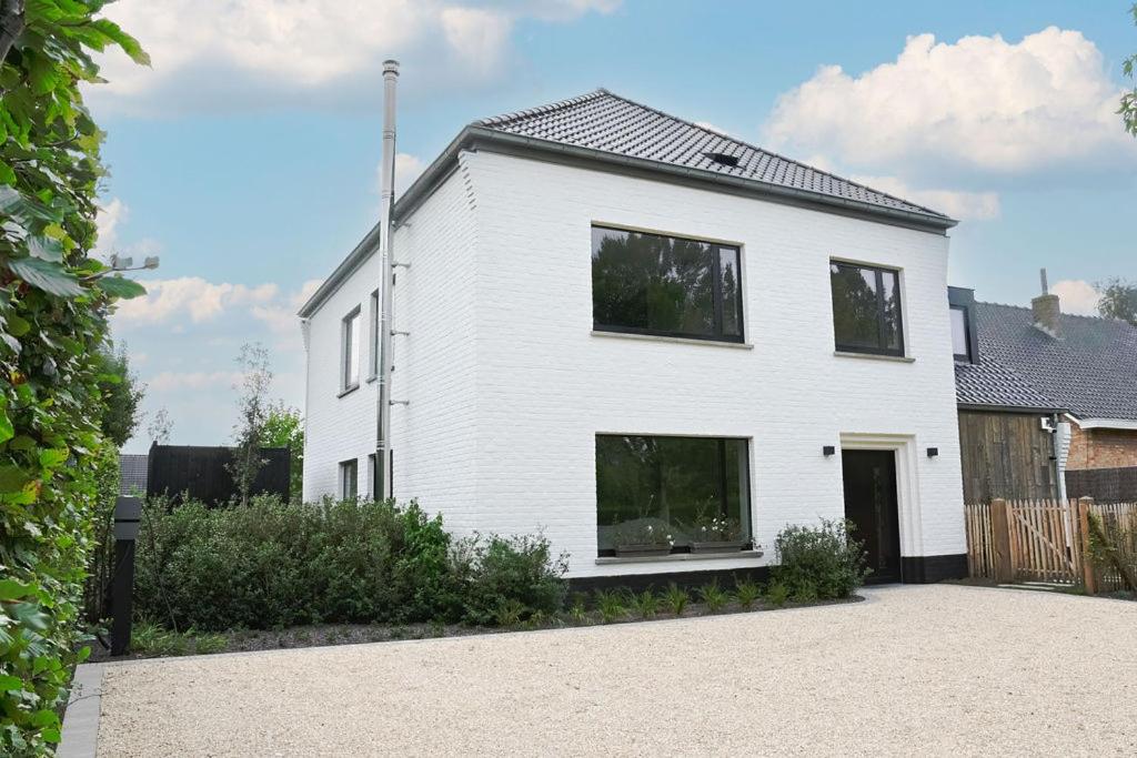 5 Star Ruime en Zonnige Vakantiewoning SVN7tien