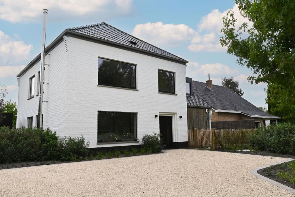 5 Star Ruime en Zonnige Vakantiewoning SVN7tien