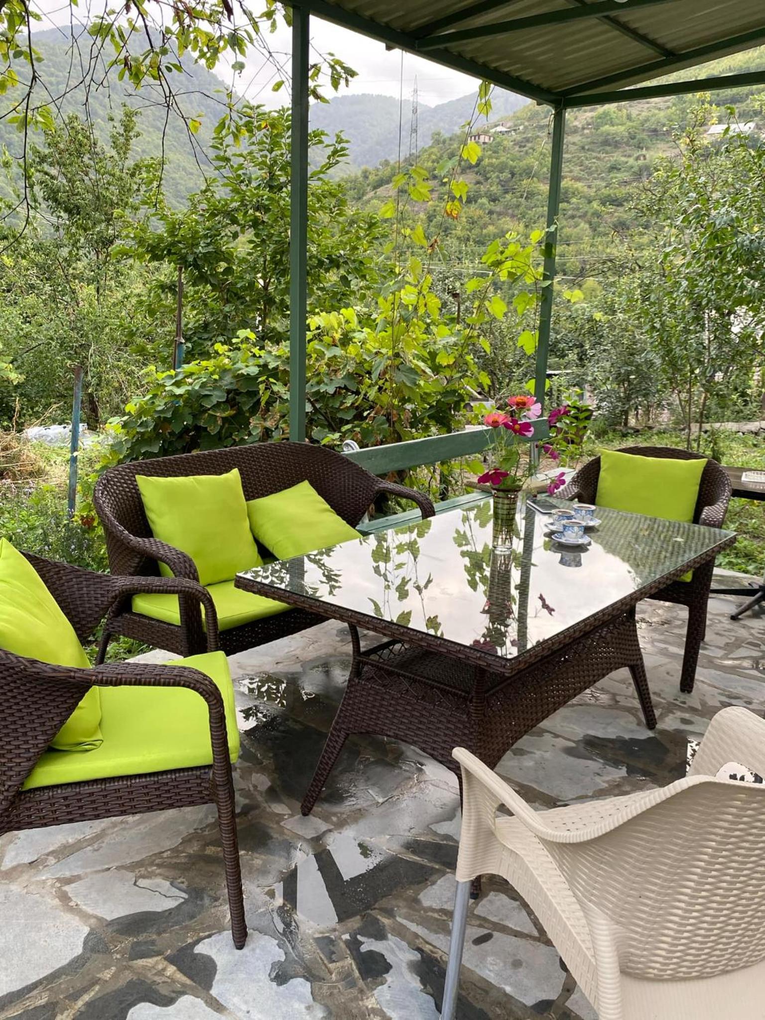 Mush Guest House in Sanahin