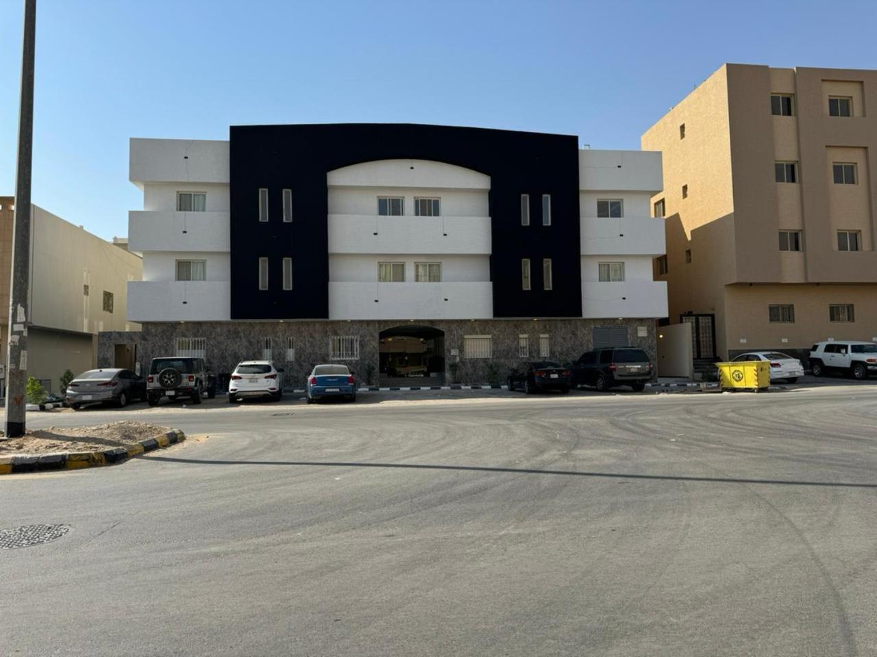 D13 - Quiet studio elegant Luxury apartment Self-Entry