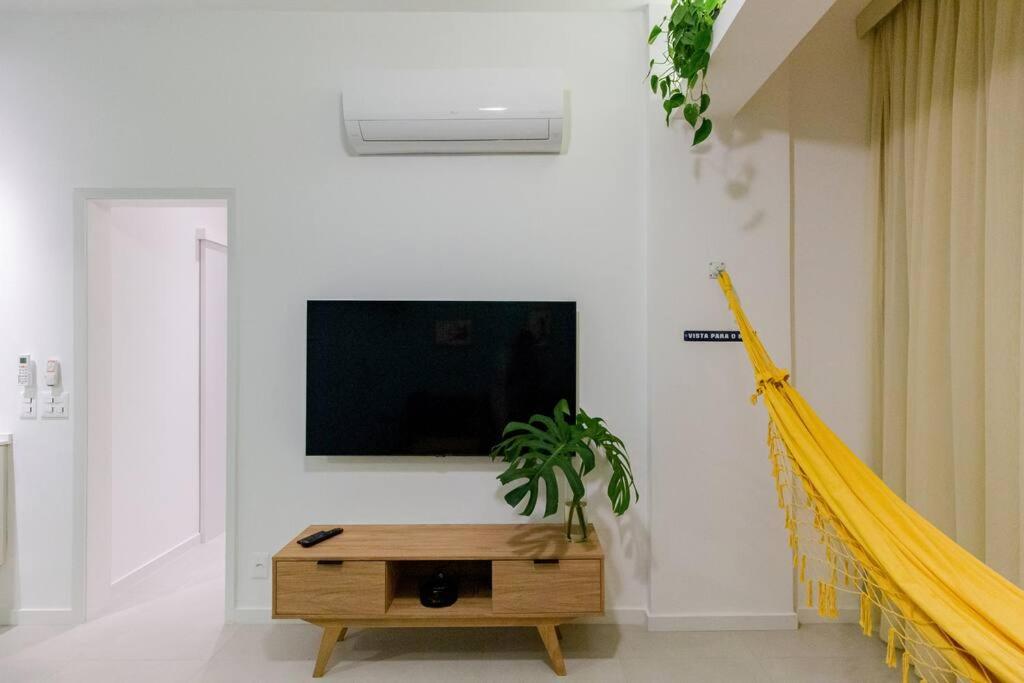Apartamento com vaga no Arpoador