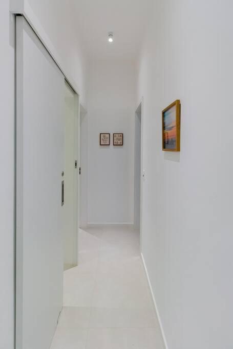 Apartamento com vaga no Arpoador