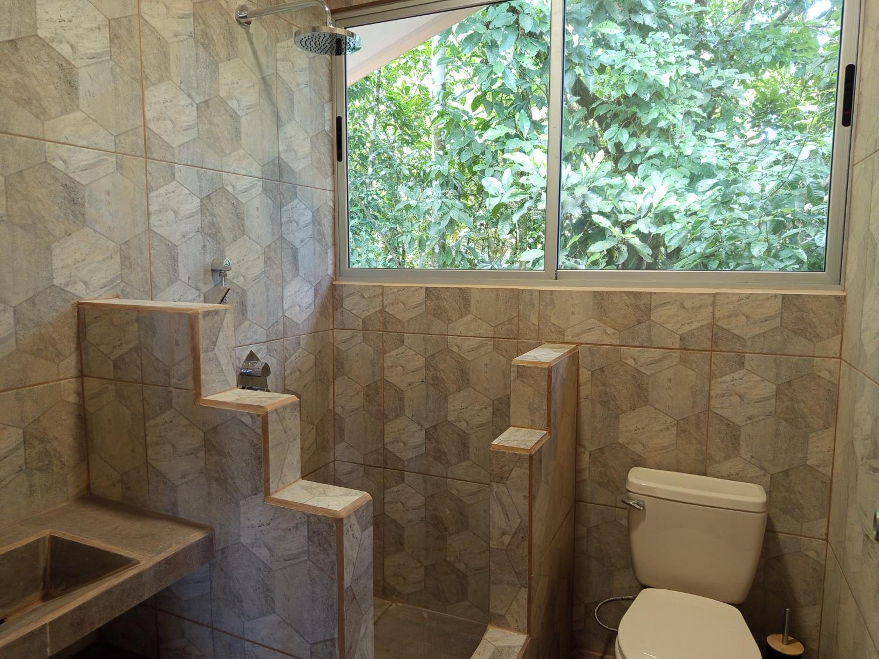 Eco-stay in Finca LOA