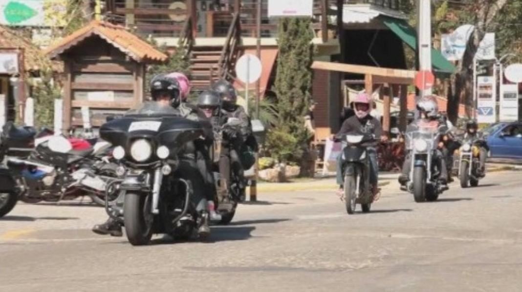 ALTO da COLINA KITINETES - PENEDO RJ