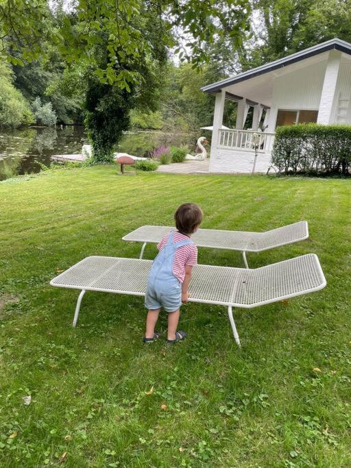 NEU Seehaus mit Kamin und Hot Tub