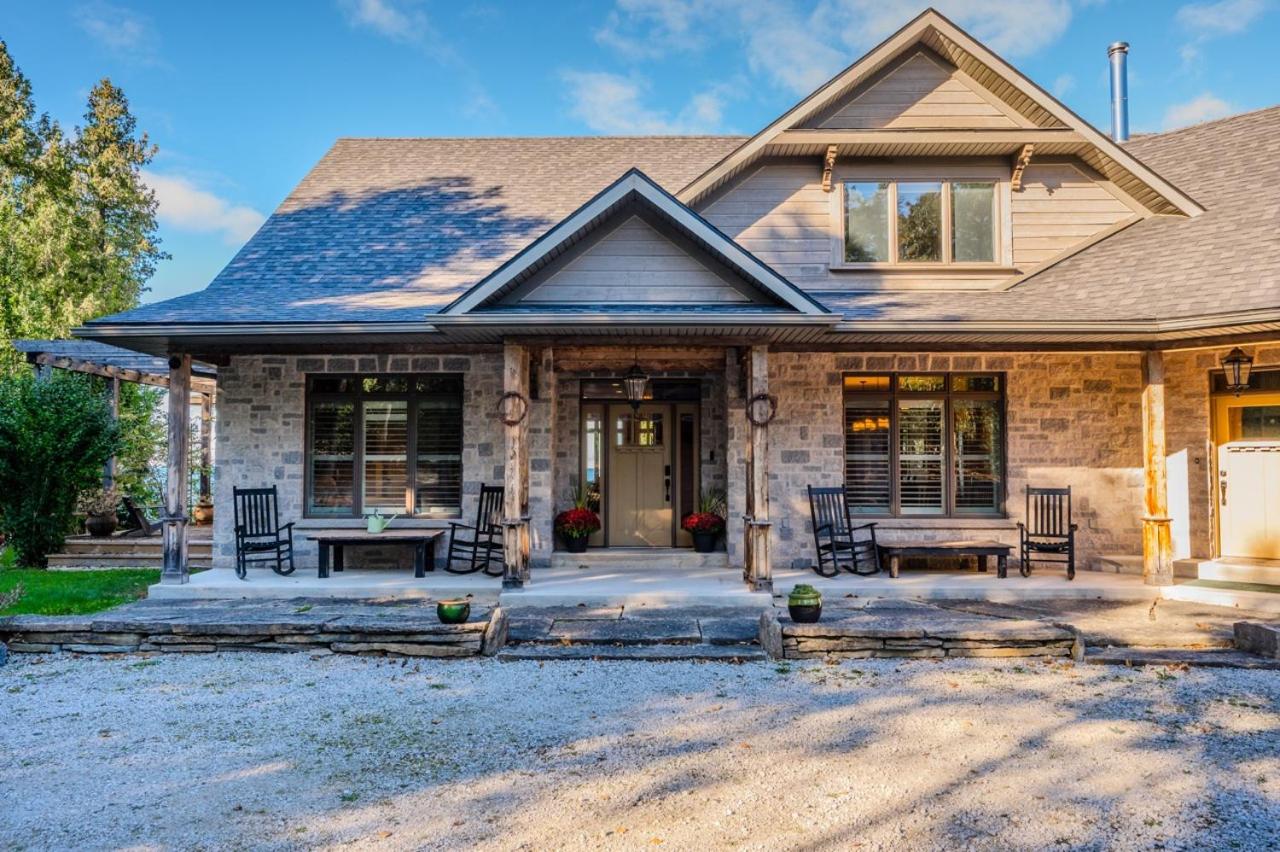 Michael's Luxury Cottage on Bruce Trail Starlink