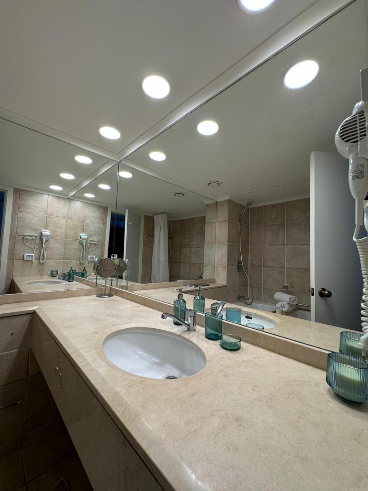 Levi Urban - Mediterranean Dream Vacation Apartment in Haifa view 4
