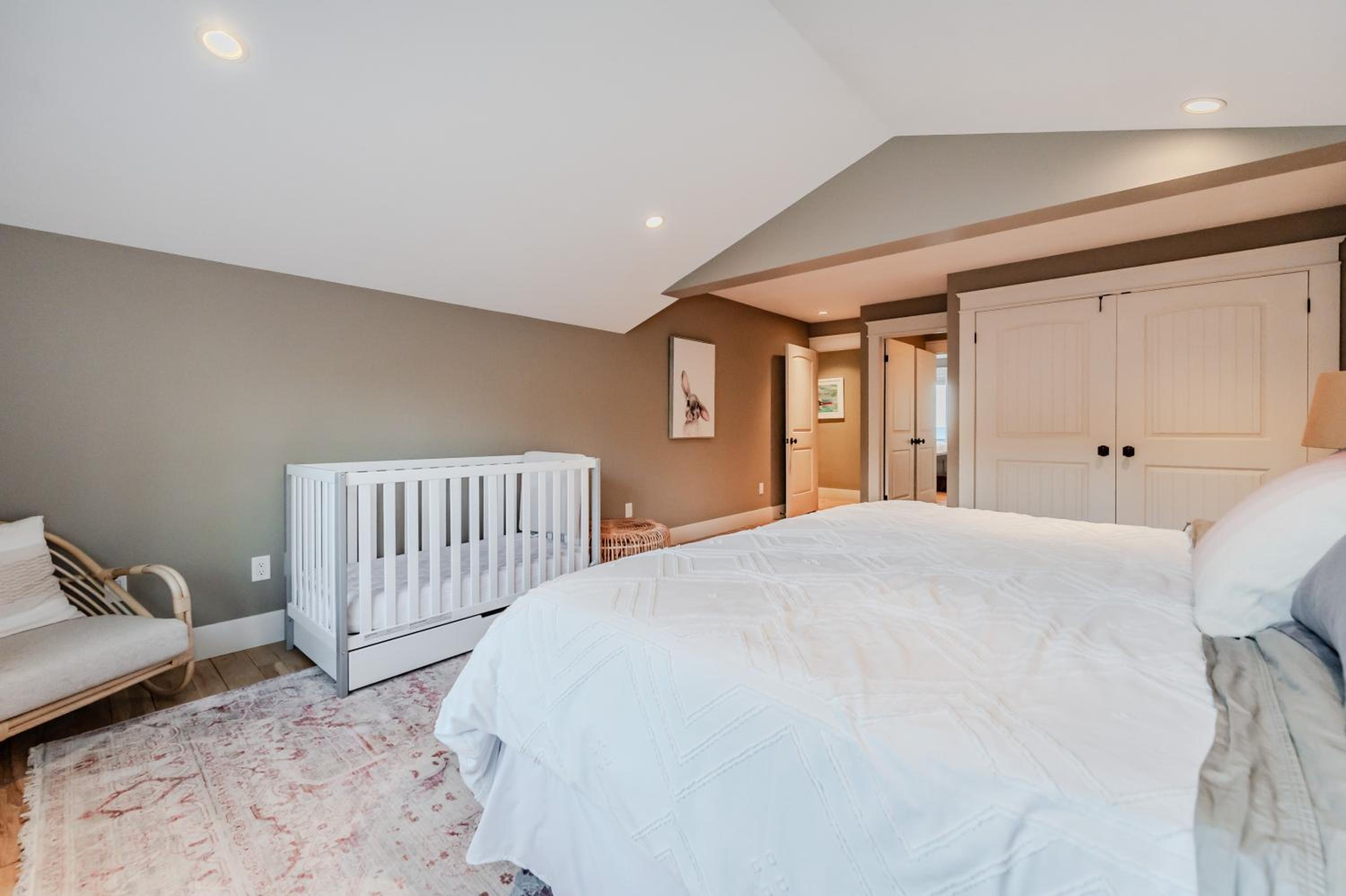 Michael's Luxury Cottage on Bruce Trail Starlink