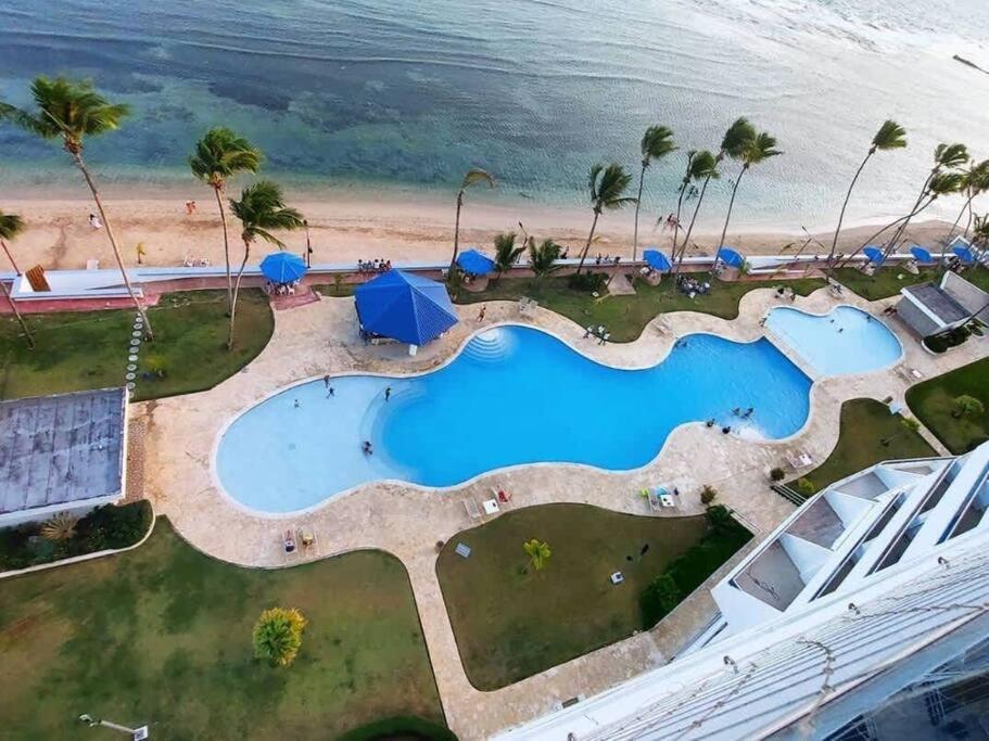 Luxury Beachfront Escape - LasOlas