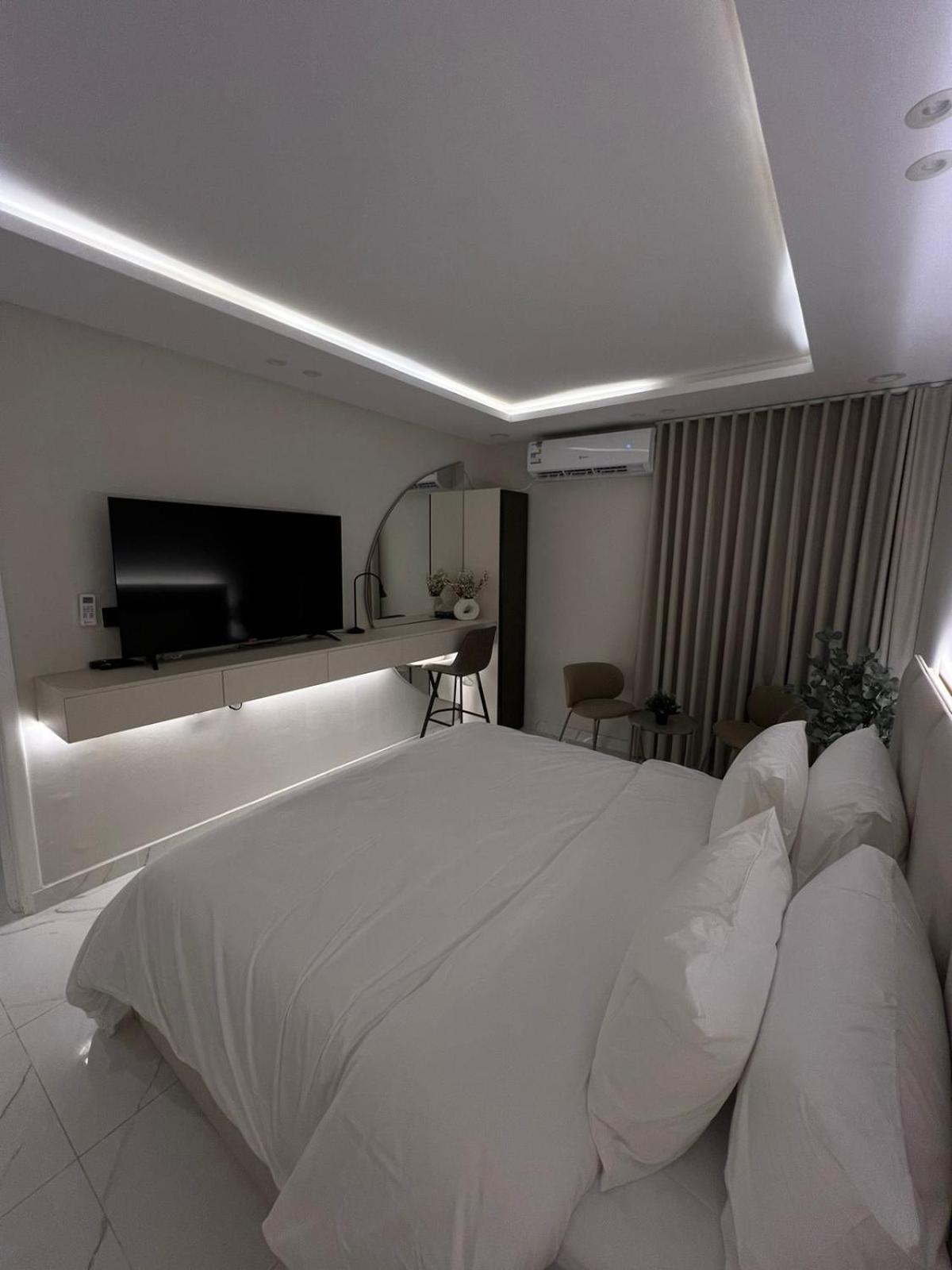 Quiet & elegant Apartment with self-entry