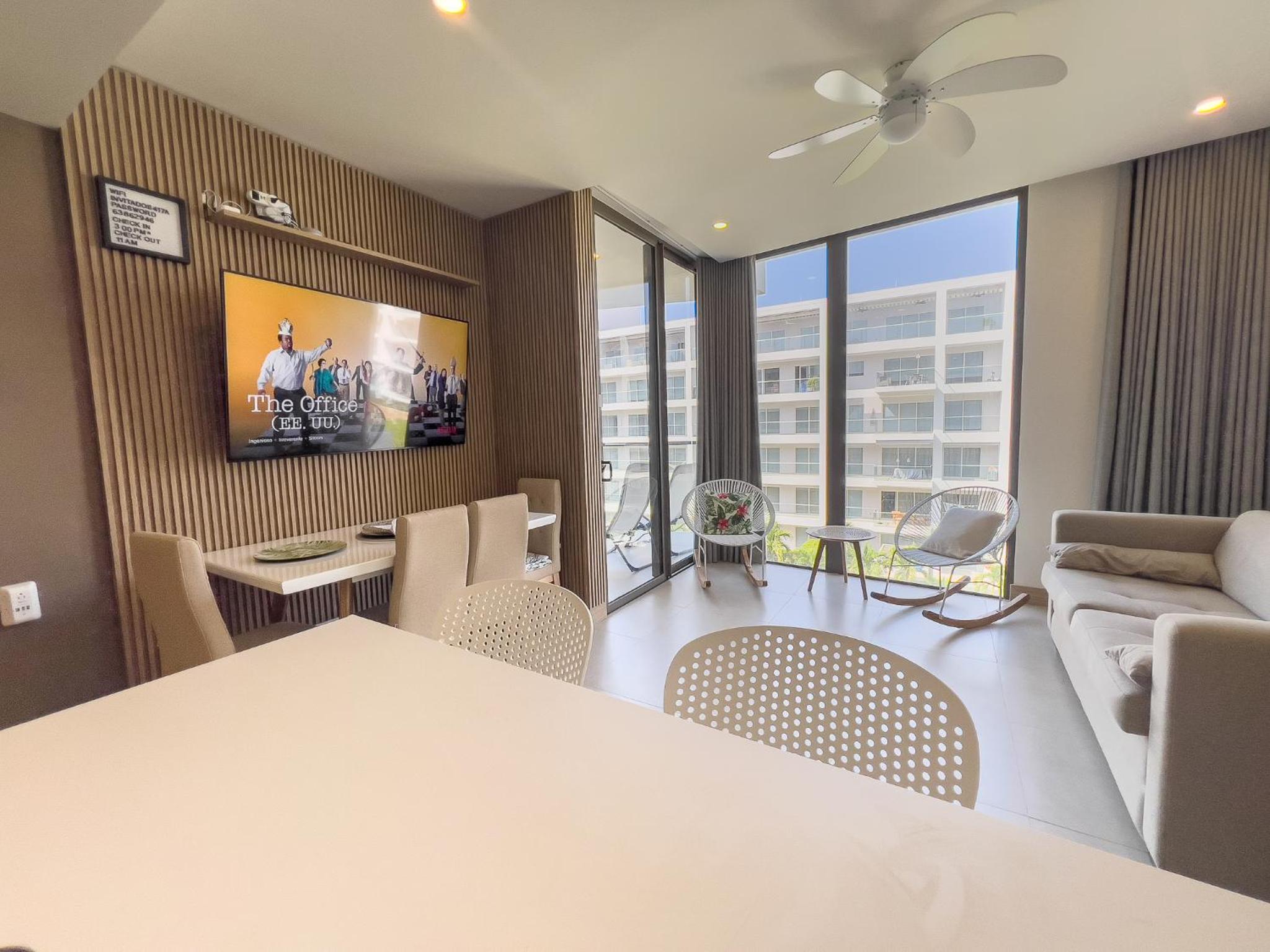 Apartment next to the beach
