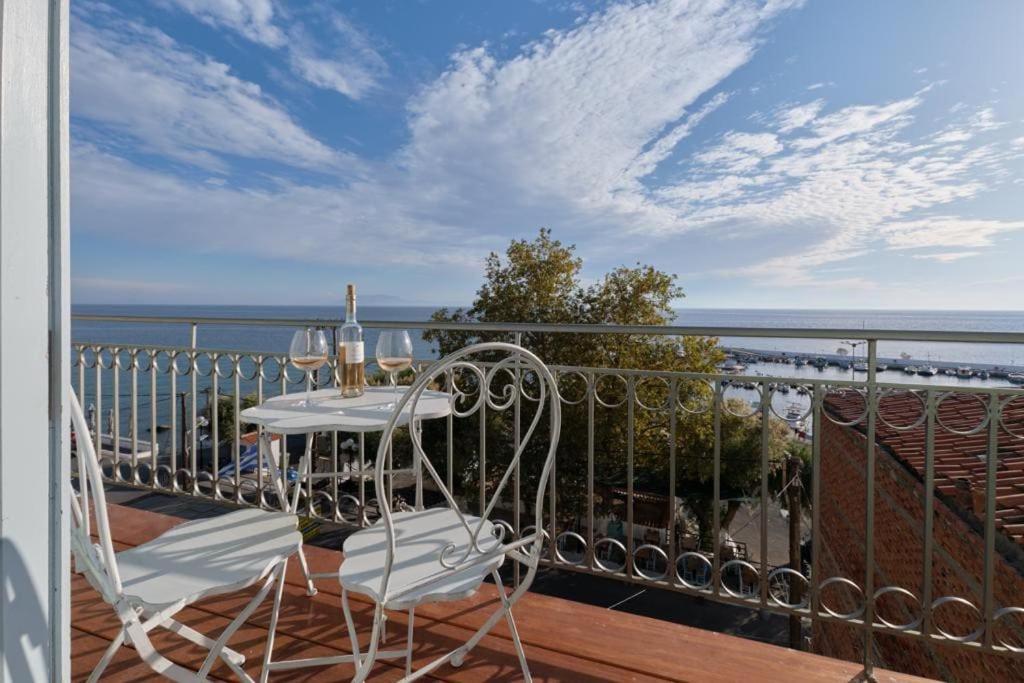 Iris Home view 4