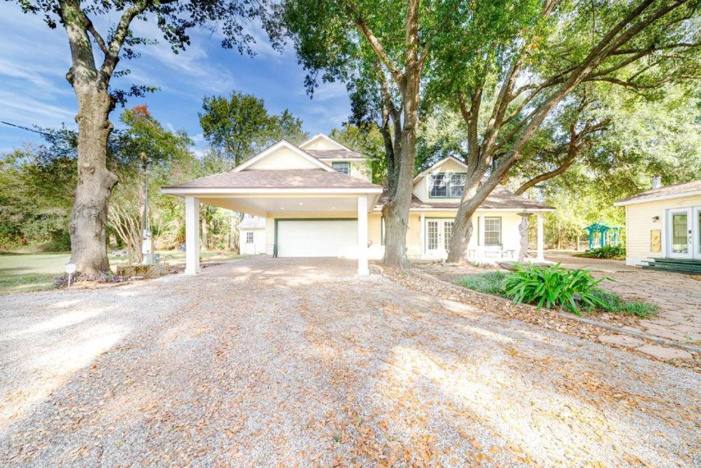 BELVEDERE Home with big pool-near Houston Downtown view 3