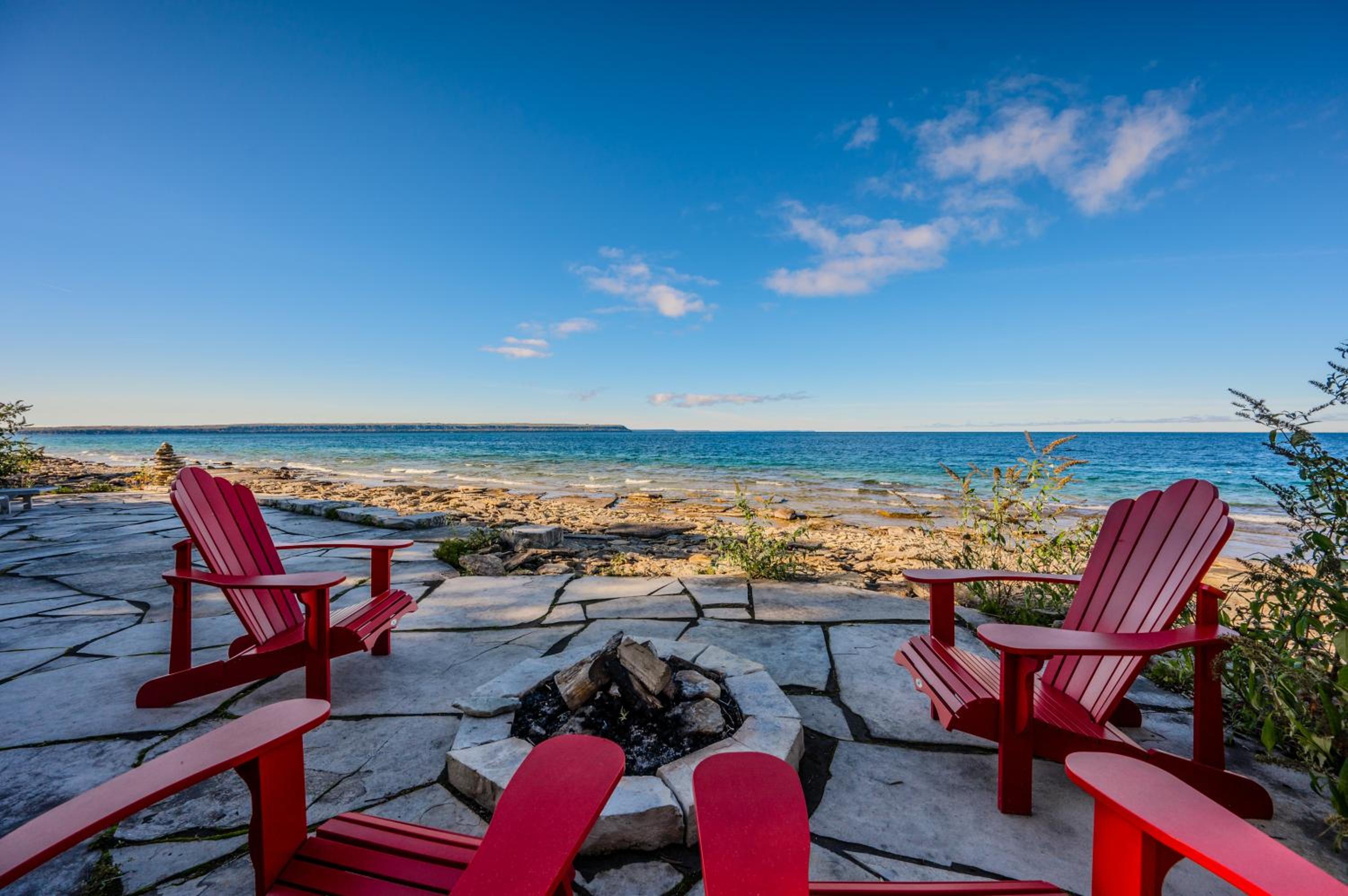 Michael's Luxury Cottage on Bruce Trail Starlink